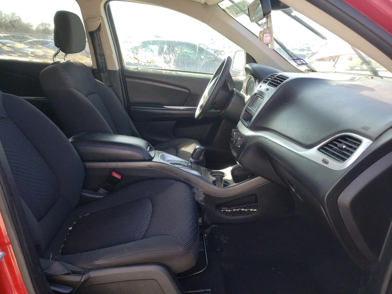 Photo 5 from auction – 2018 DODGE JOURNEY SE with VIN 3C4PDCAB7JT514131