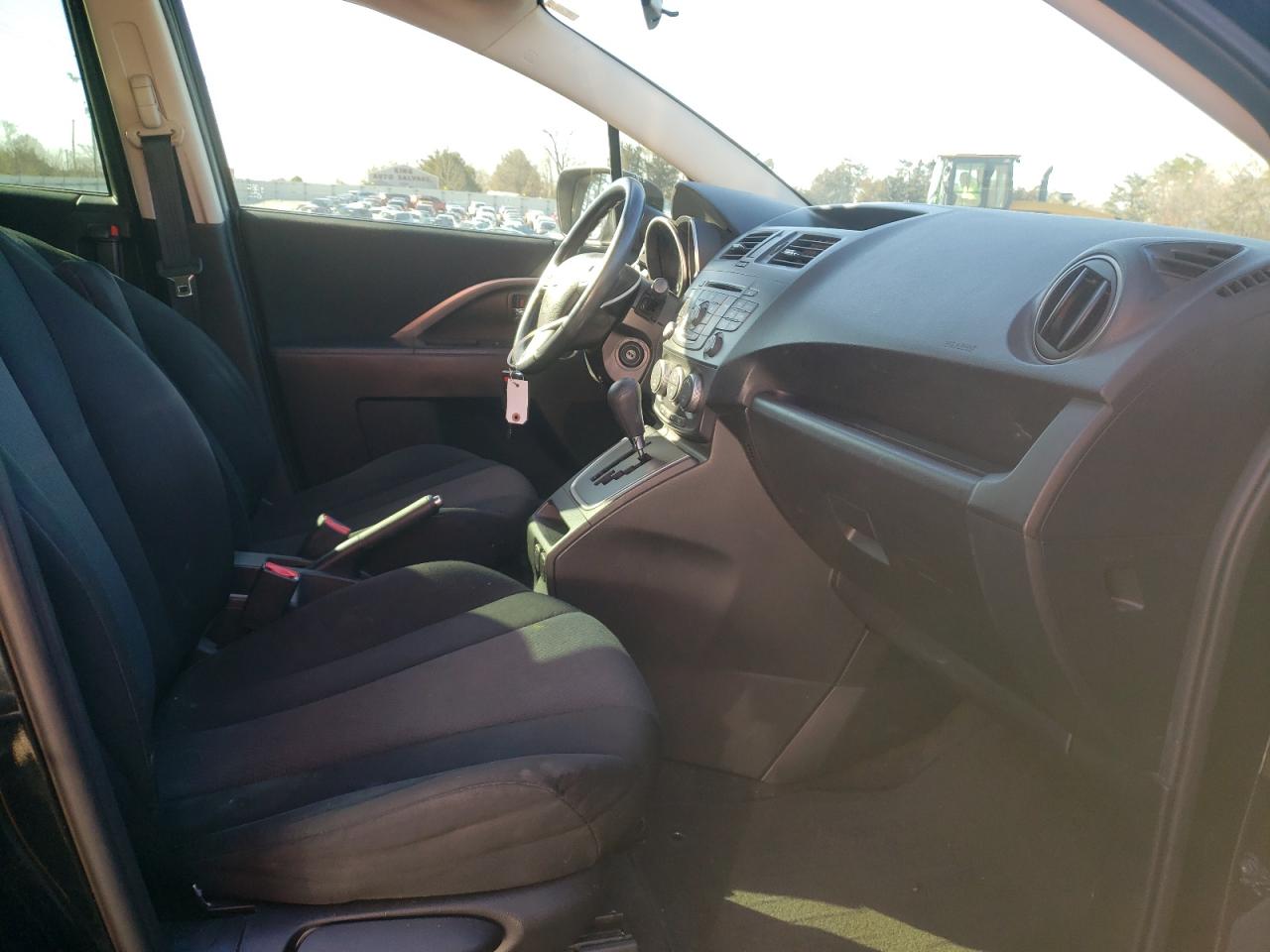 Photo 5 from auction – 2013 MAZDA 5 with VIN JM1CW2BL0D0146323