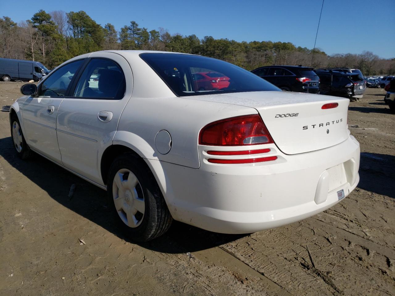 Photo 3 from auction – 2005 DODGE STRATUS SX with VIN 1B3EL46T55N676056