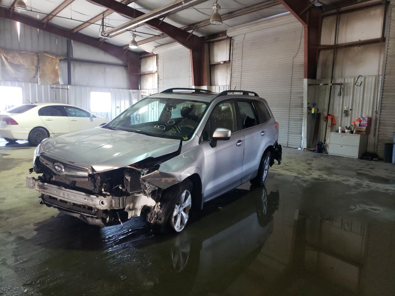 Photo 2 from auction – 2015 SUBARU FORESTER 2 with VIN JF2SJAKC7FH472646