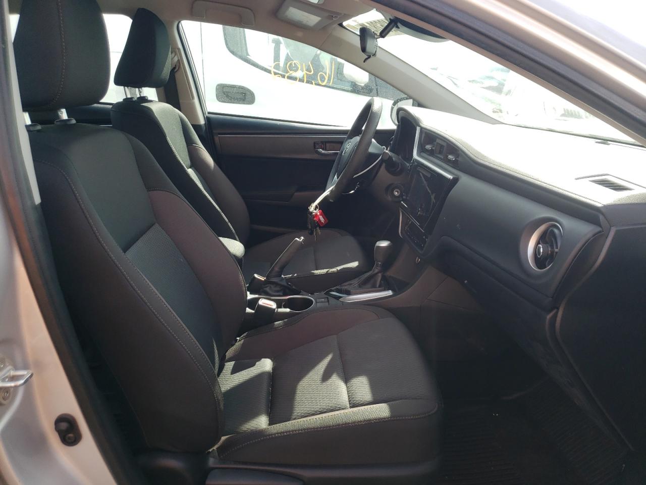 Photo 5 from auction – 2019 TOYOTA COROLLA L with VIN 5YFBURHE3KP917671