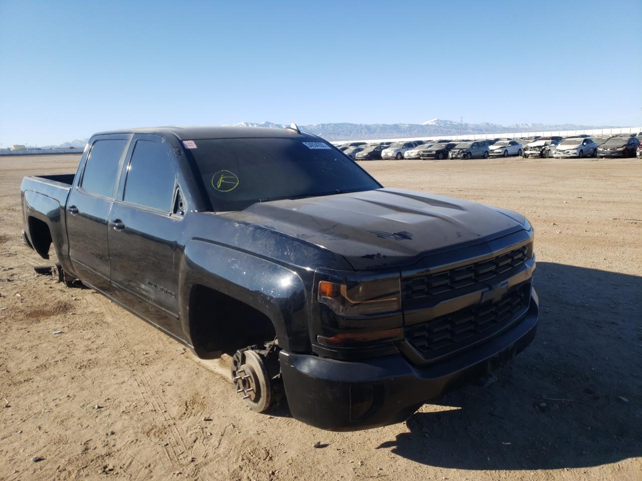 CHEVROLET SILVERADO 2018 with VIN 3GCPCREC7JG260129 - Photo from auction