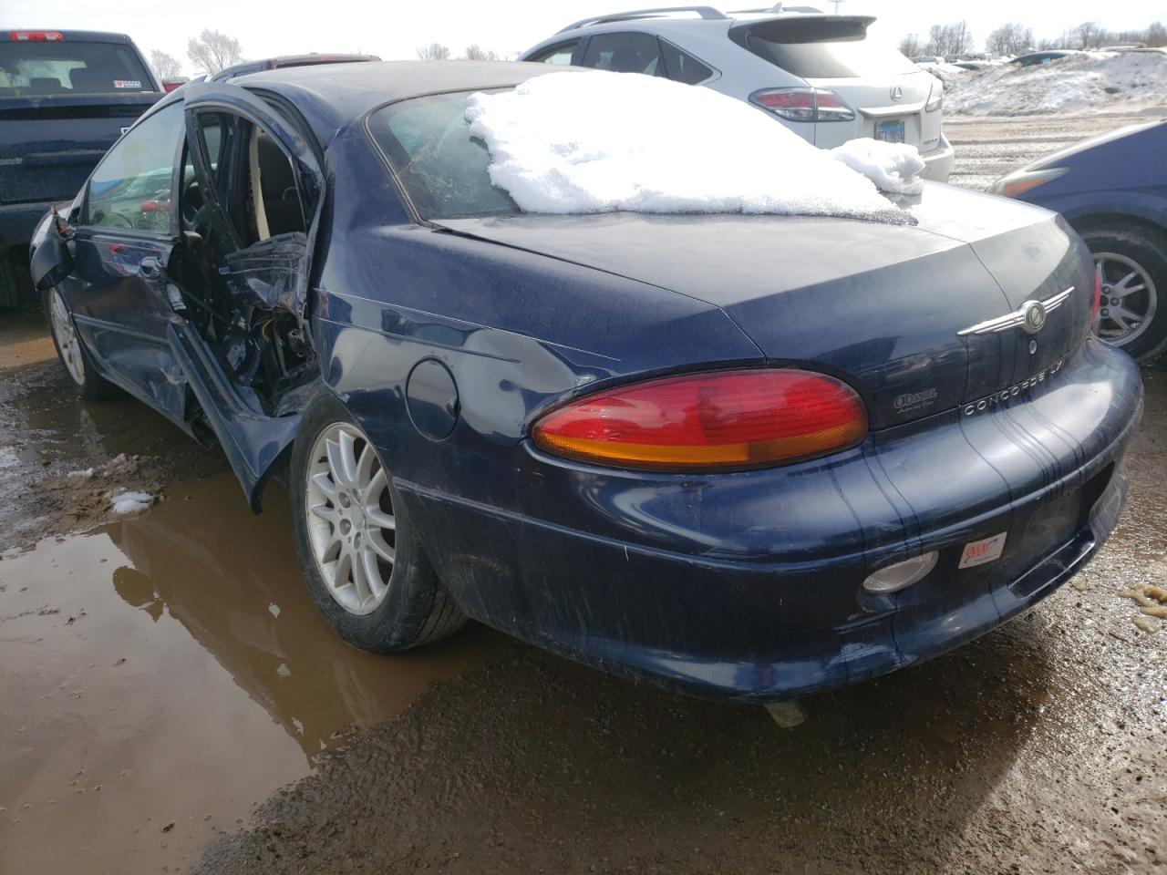Photo 3 from auction – 2004 CHRYSLER CONCORDE L with VIN 2C3HD36M24H654104