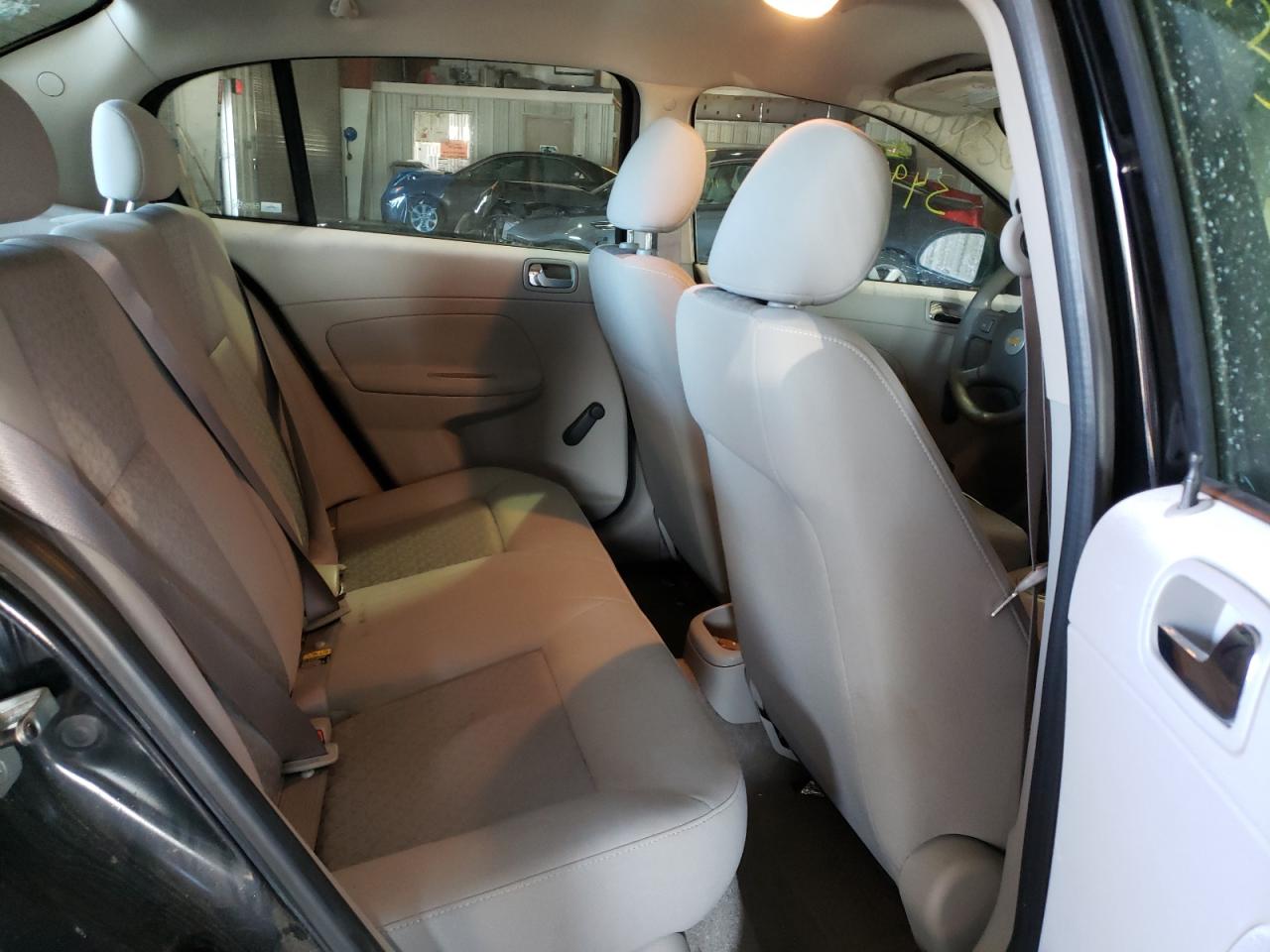 Photo 6 from auction – 2005 CHEVROLET COBALT with VIN 1G1AK52F857586953