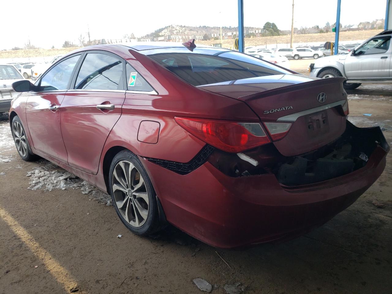 Photo 3 from auction – 2013 HYUNDAI SONATA SE with VIN 5NPEC4AB3DH773204