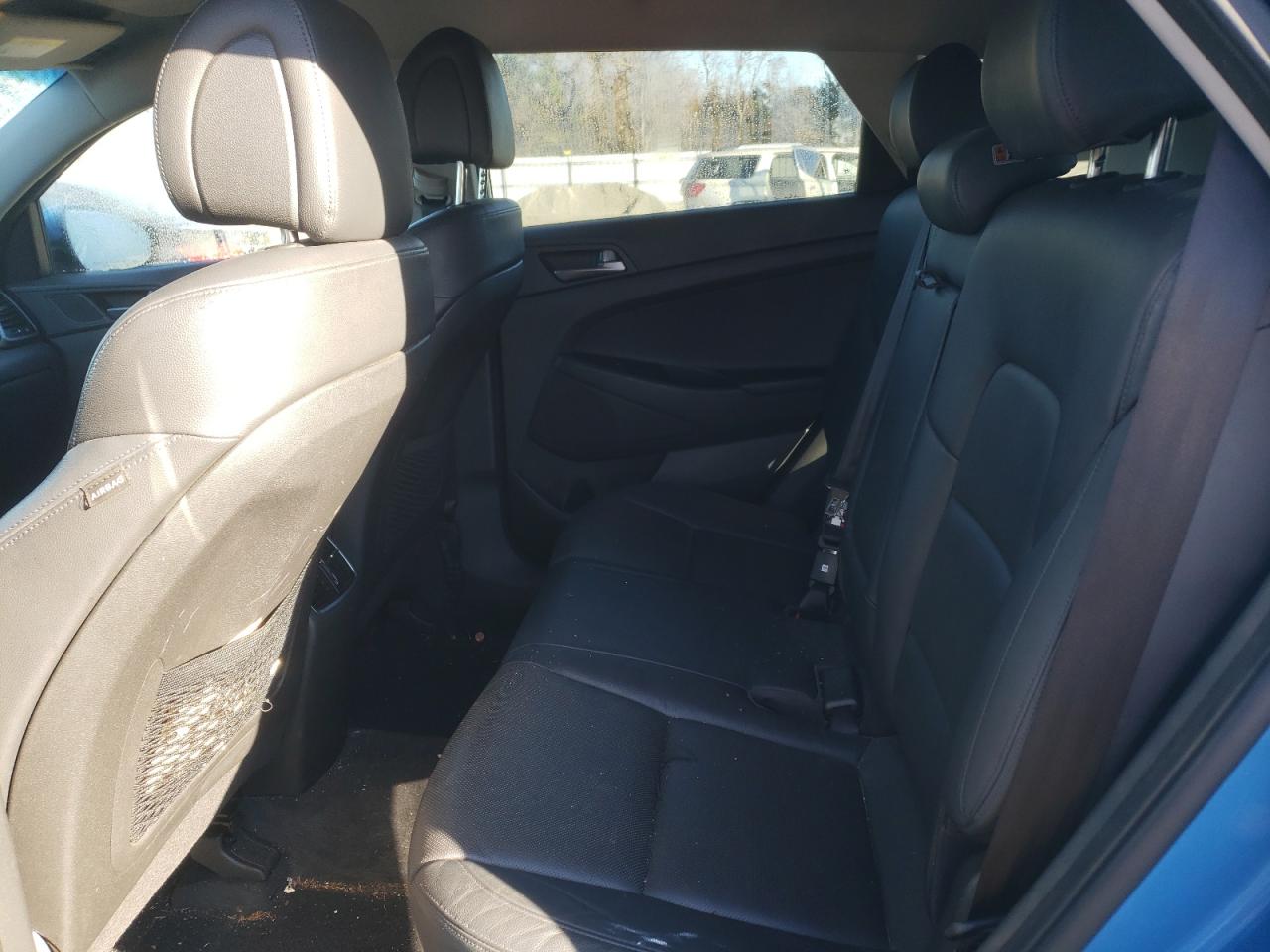 Photo 6 from auction – 2016 HYUNDAI TUCSON LIM with VIN KM8J33A24GU167151