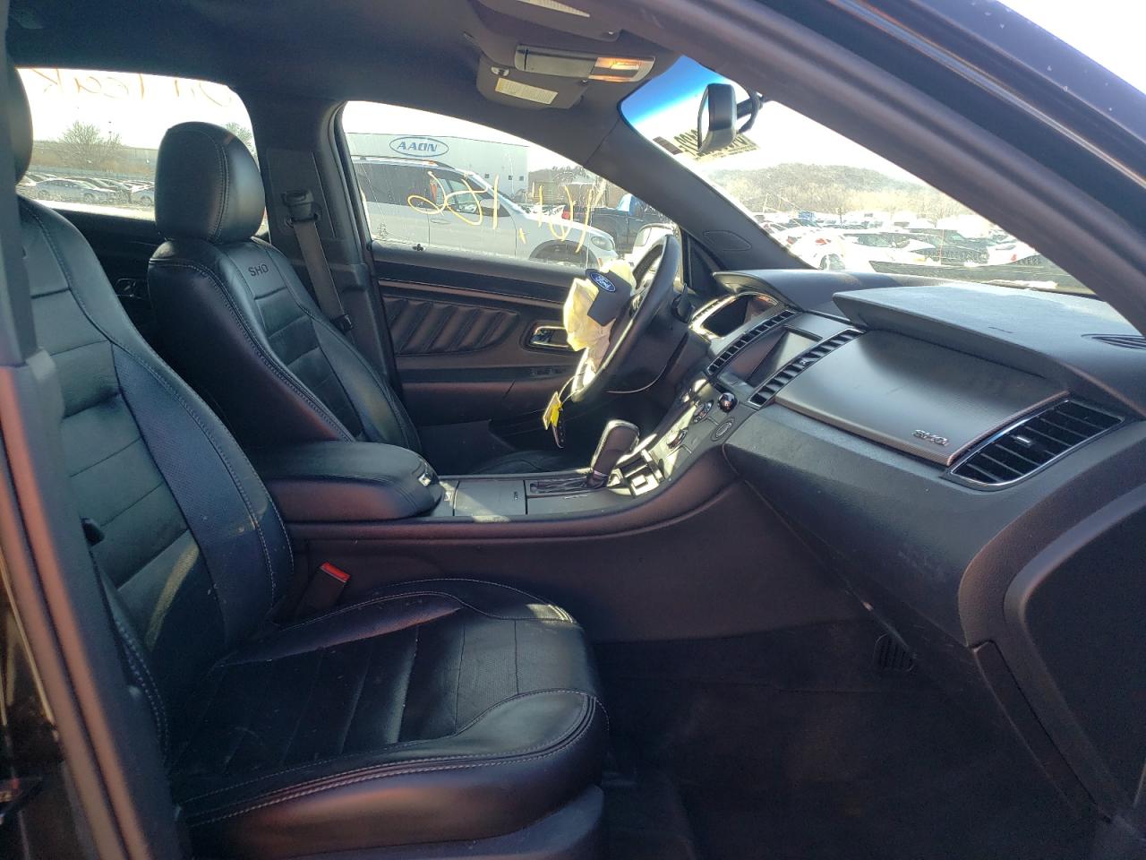 Photo 5 from auction – 2014 FORD TAURUS SHO with VIN 1FAHP2KT0EG183695