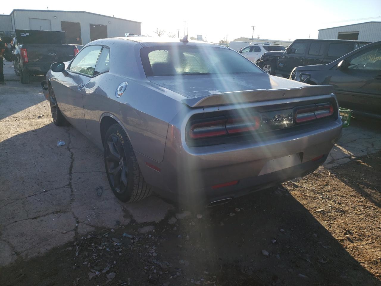 Photo 3 from auction – 2018 DODGE CHALLENGER with VIN 2C3CDZAG5JH241314
