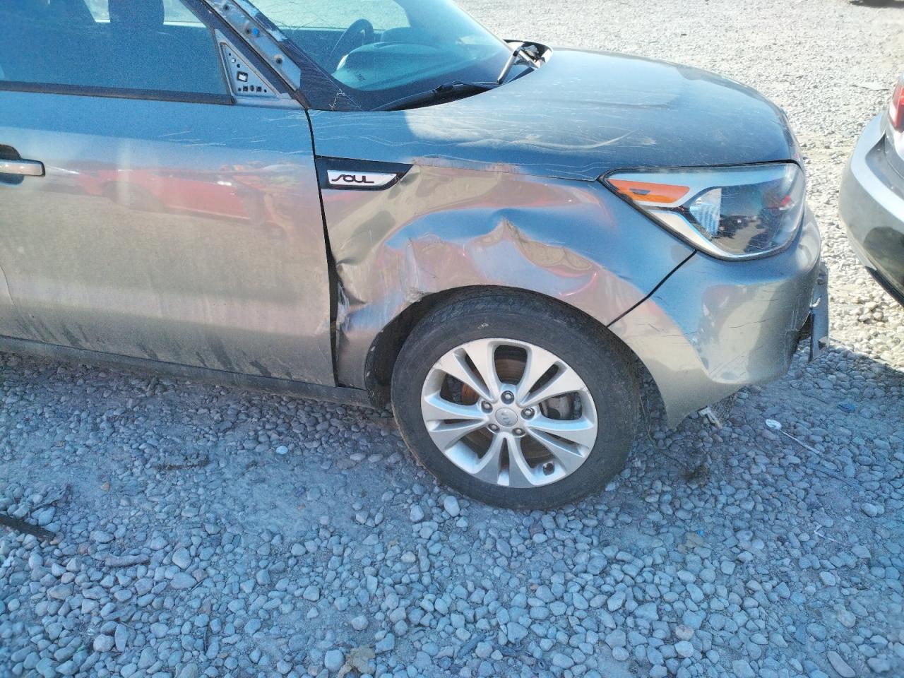 Photo 9 from auction – 2015 KIA SOUL + with VIN KNDJP3A58F7139983