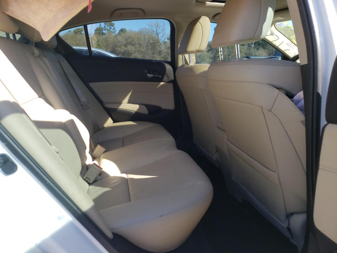 Photo 6 from auction – 2016 ACURA ILX PREMIU with VIN 19UDE2F75GA016140