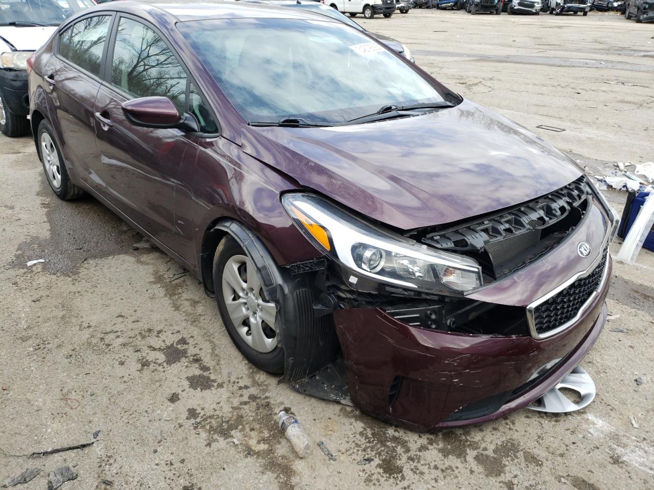 Photo 1 from auction – 2018 KIA FORTE LX with VIN 3KPFK4A76JE164014