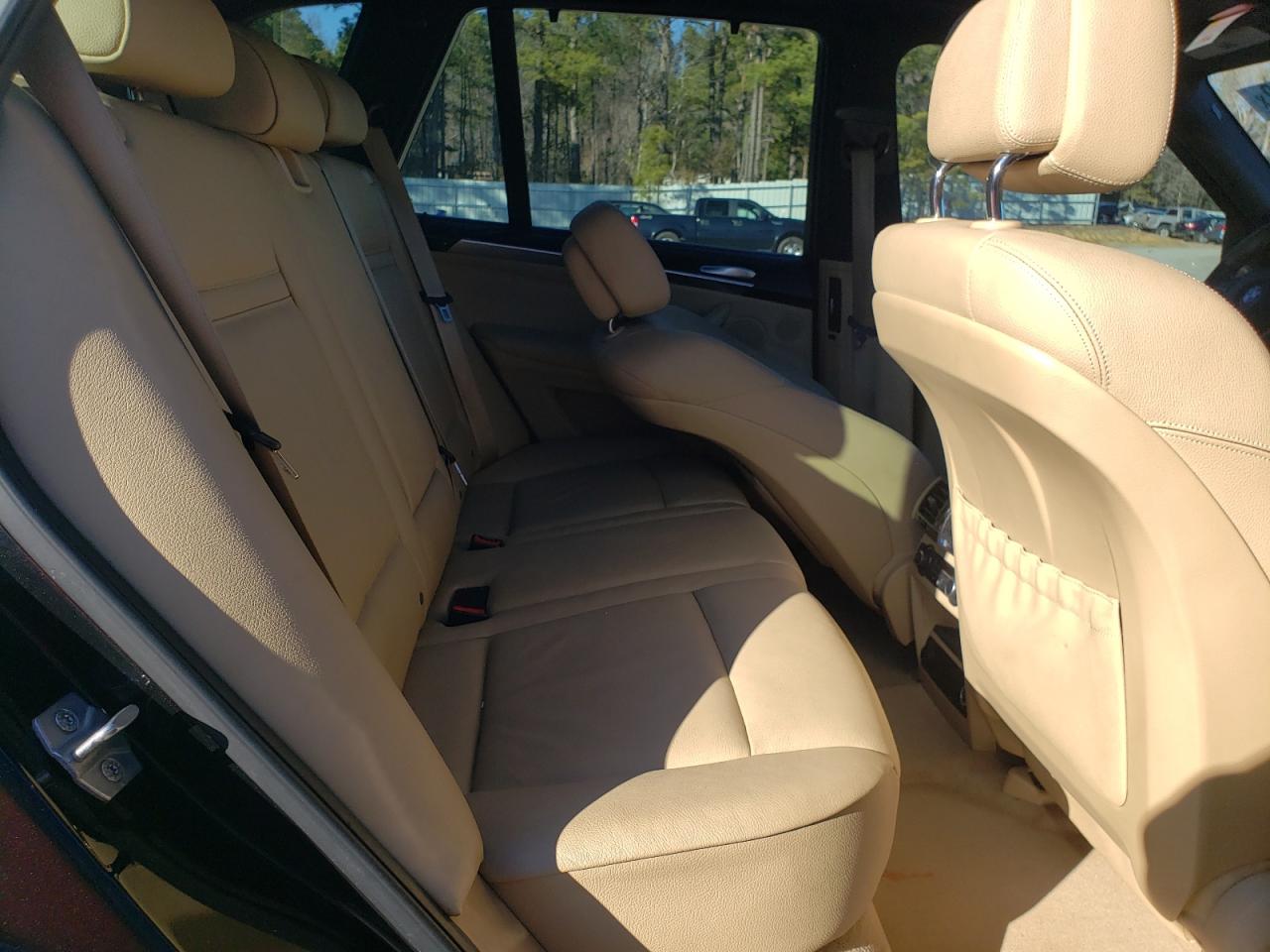 Photo 6 from auction – 2013 BMW X5 XDRIVE3 with VIN 5UXZW0C52D0B93952