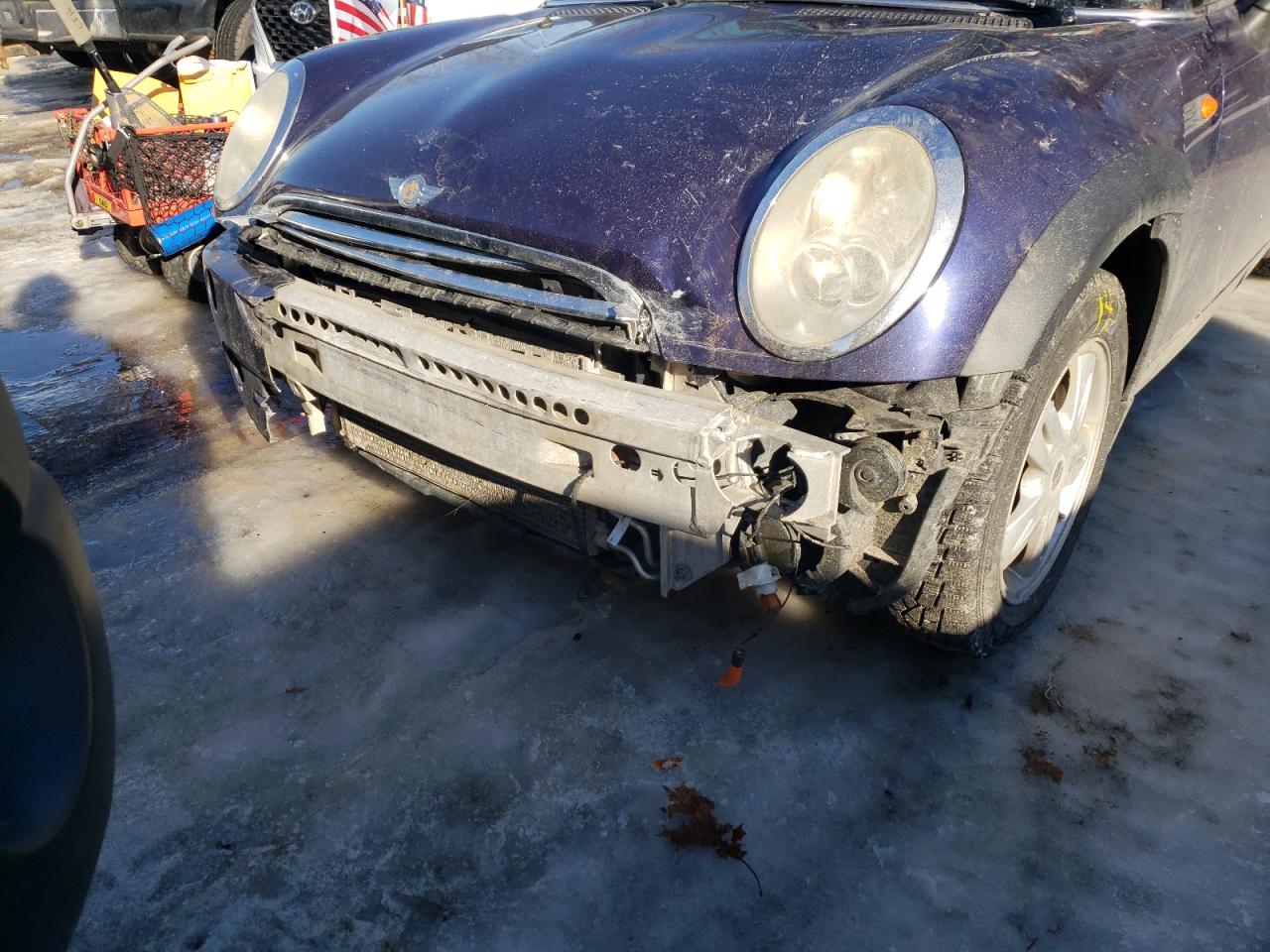 Photo 9 from auction – 2005 MINI COOPER with VIN WMWRF33585TF63334