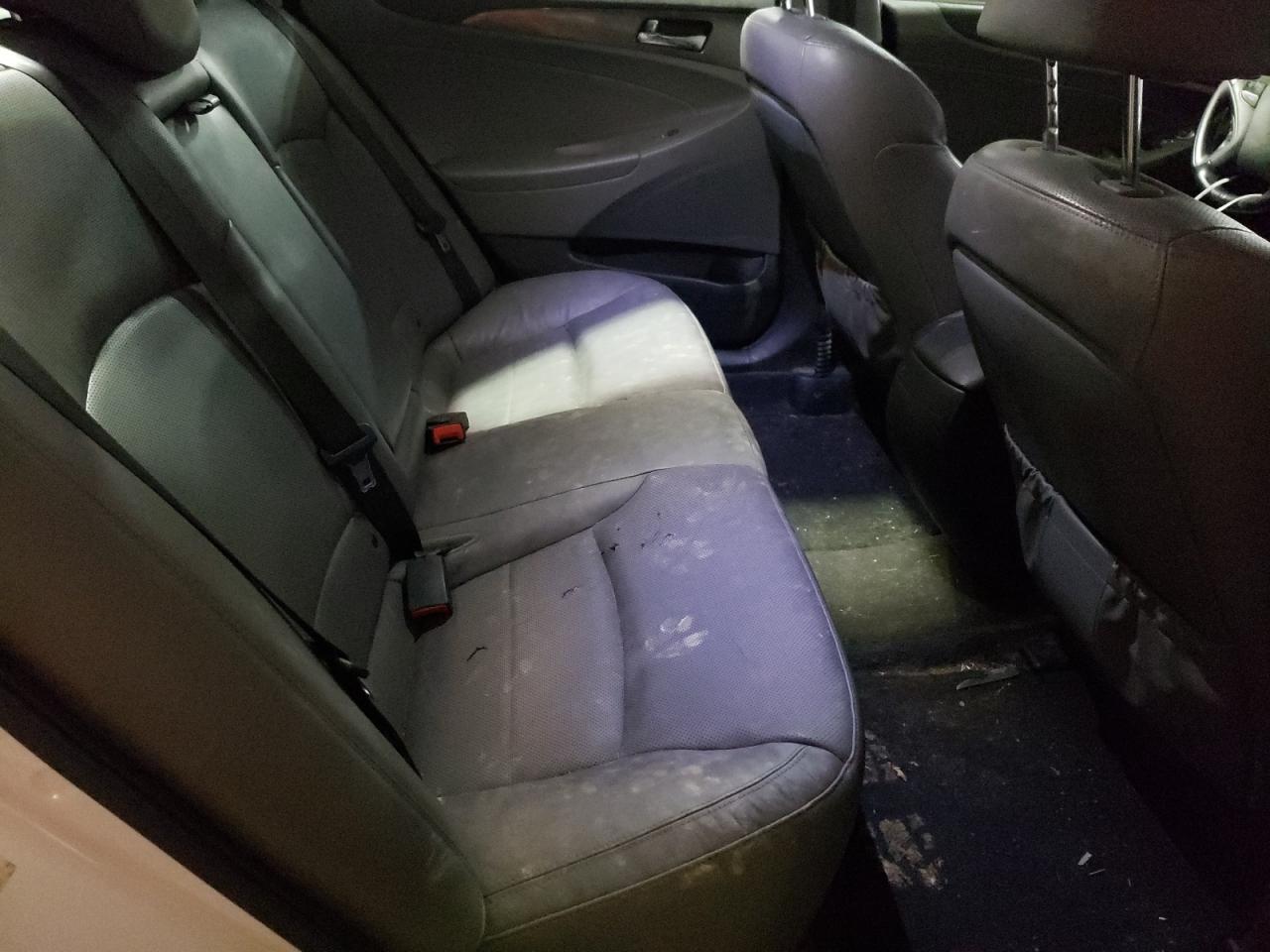 Photo 6 from auction – 2015 HYUNDAI SONATA HYB with VIN KMHEC4A41FA122306