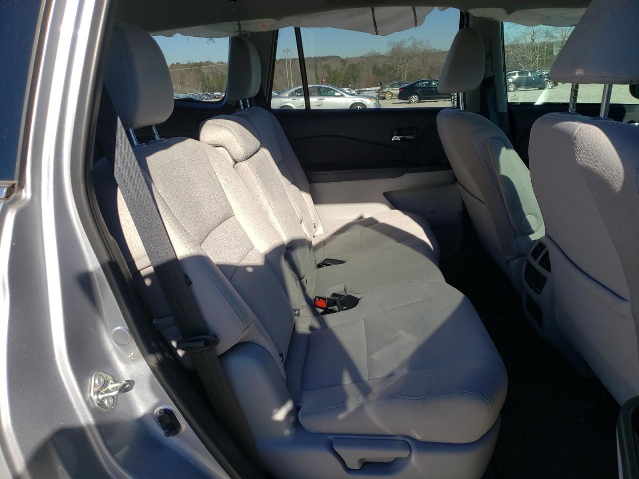 Photo 6 from auction – 2018 HONDA PILOT EX with VIN 5FNYF5H36JB012587