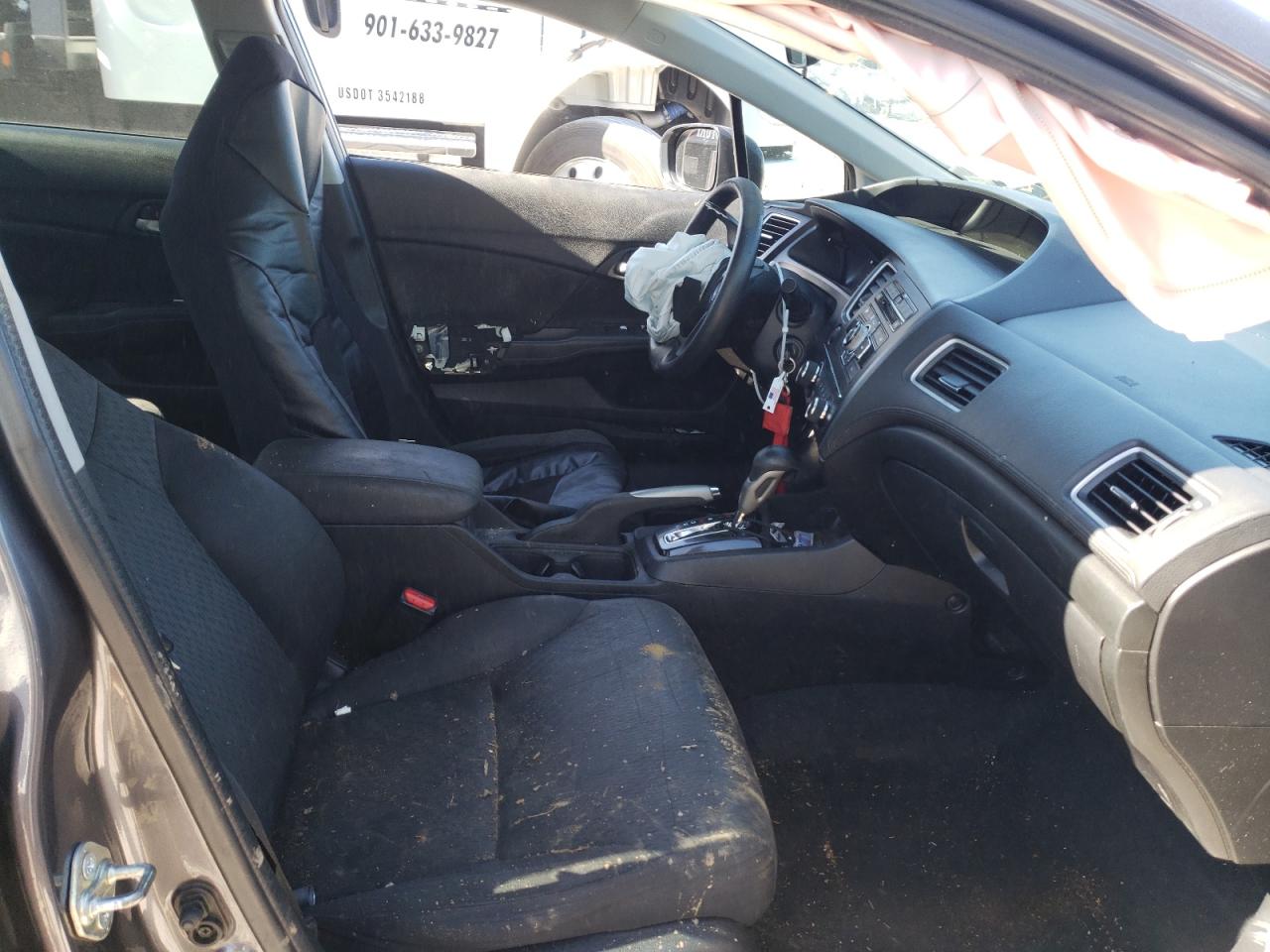 Photo 5 from auction – 2015 HONDA CIVIC LX with VIN 19XFB2F52FE023556