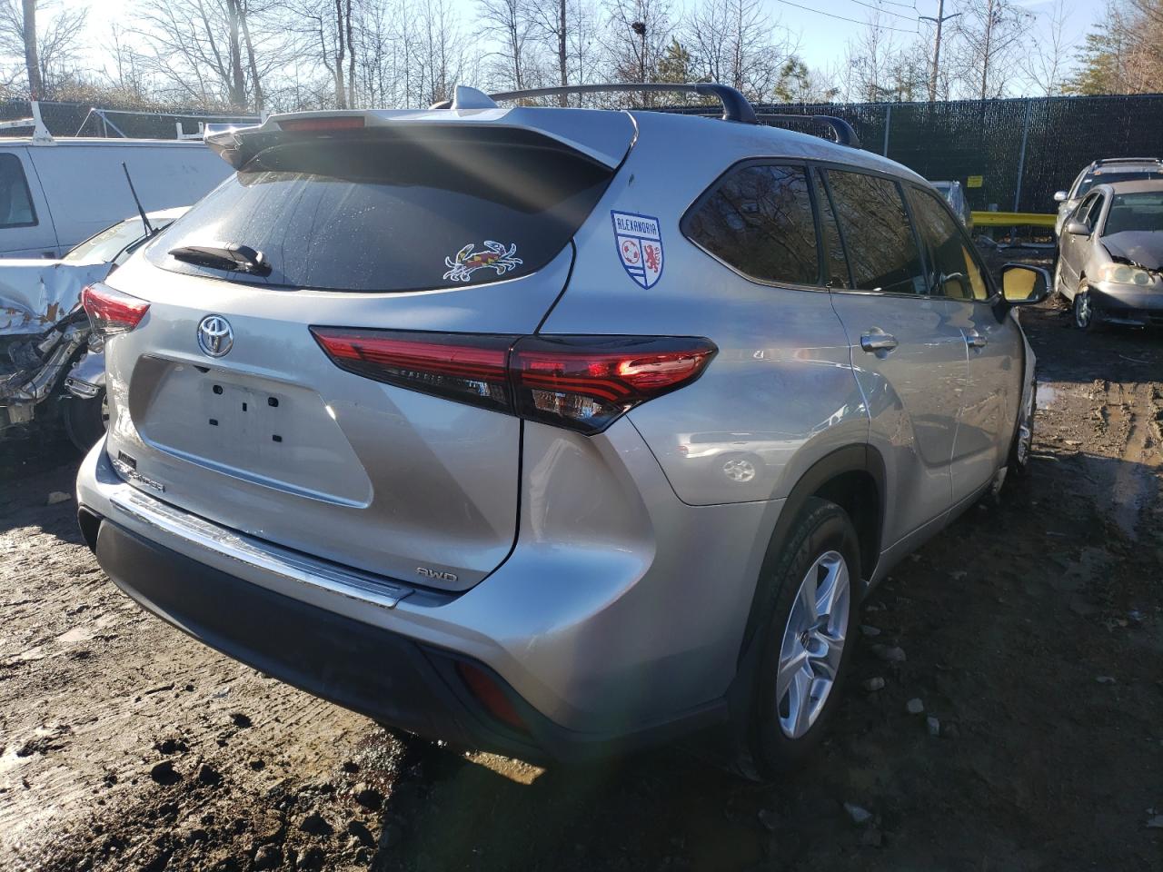 Photo 4 from auction – 2020 TOYOTA HIGHLANDER with VIN 5TDCZRBH1LS034797