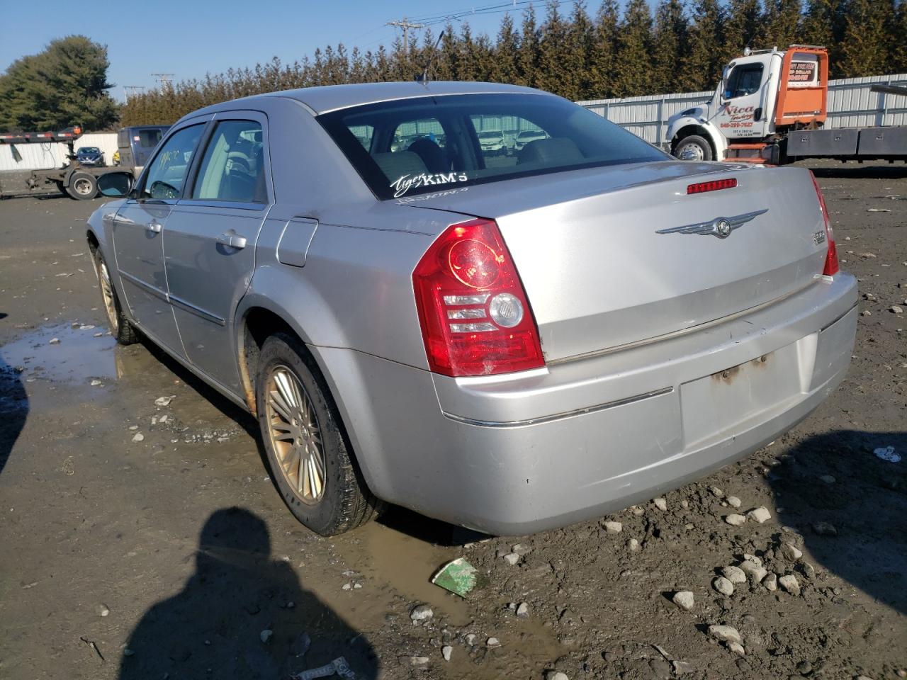 Photo 3 from auction – 2008 CHRYSLER 300 with VIN 2C3KA53G58H217440