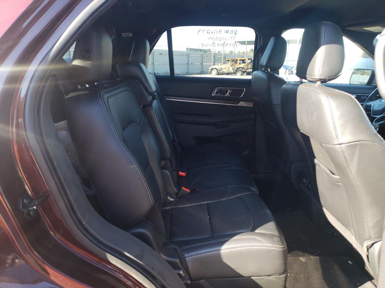 Photo 6 from auction – 2019 FORD EXPLORER L with VIN 1FM5K7FH1KGA44391