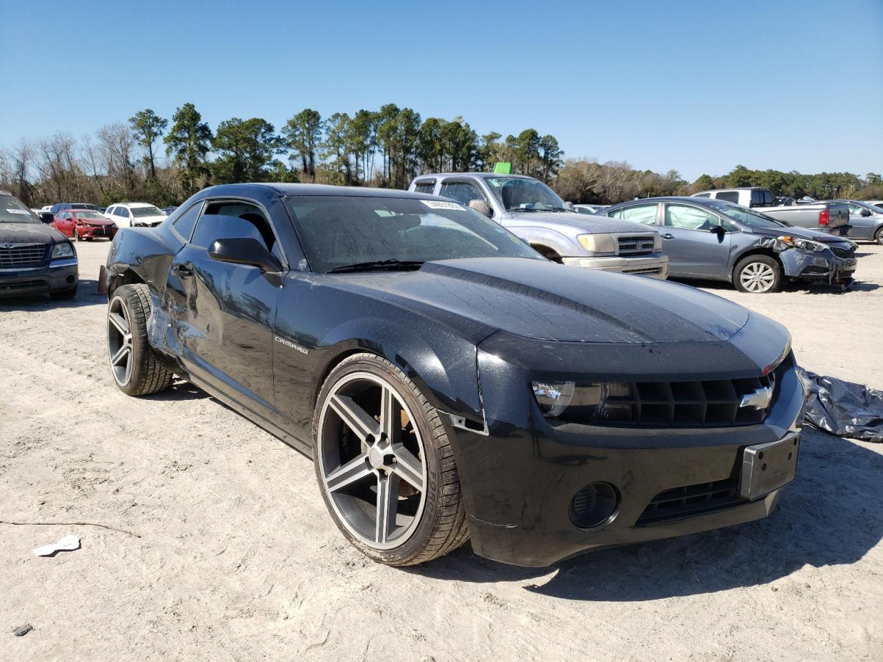 CHEVROLET CAMARO LS 2011 with VIN 2G1FA1ED4B9119406 - Photo from auction