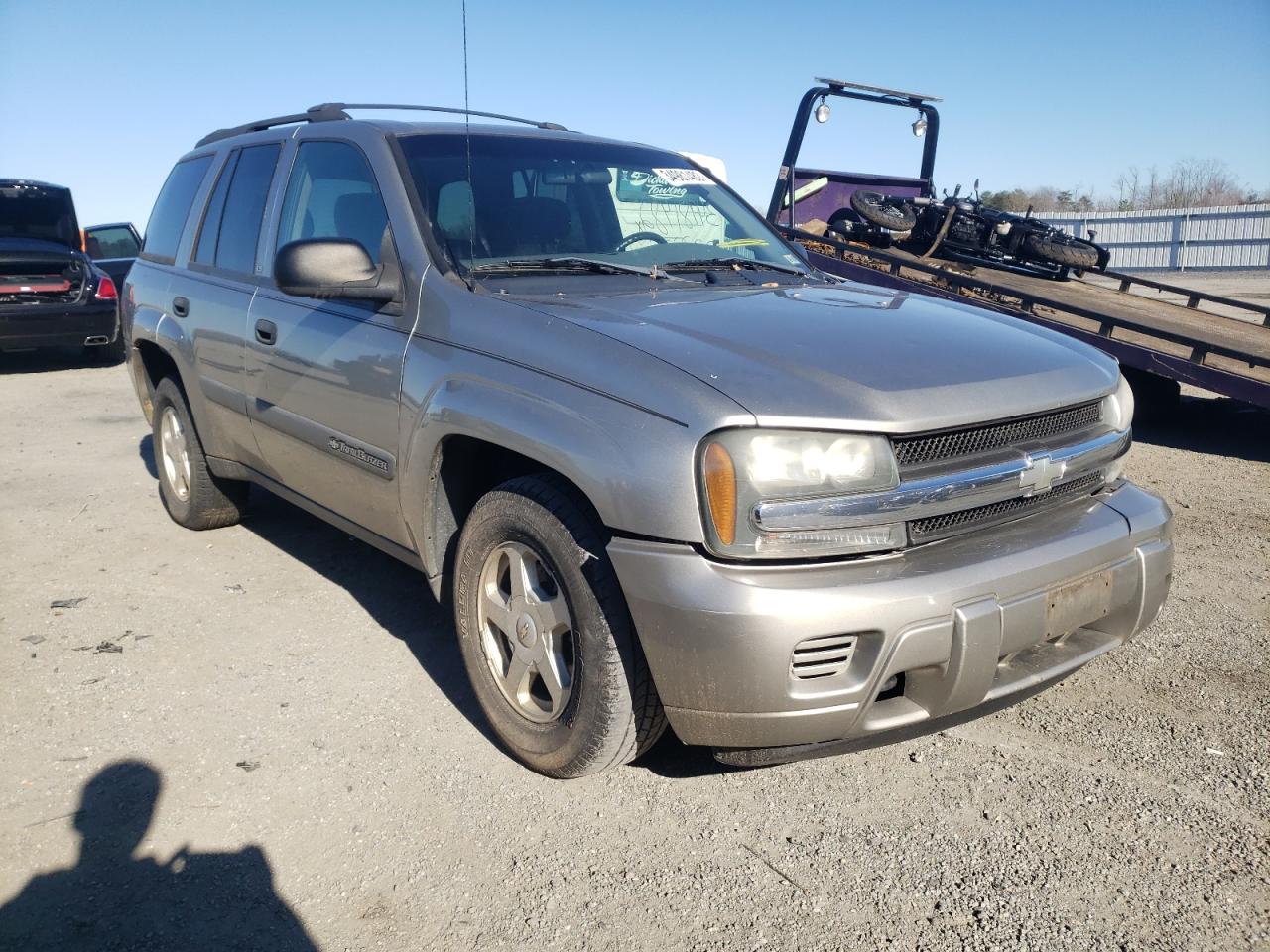 CHEVROLET TRAILBLAZE 2003 with VIN 1GNDT13S932156033 - Photo from auction