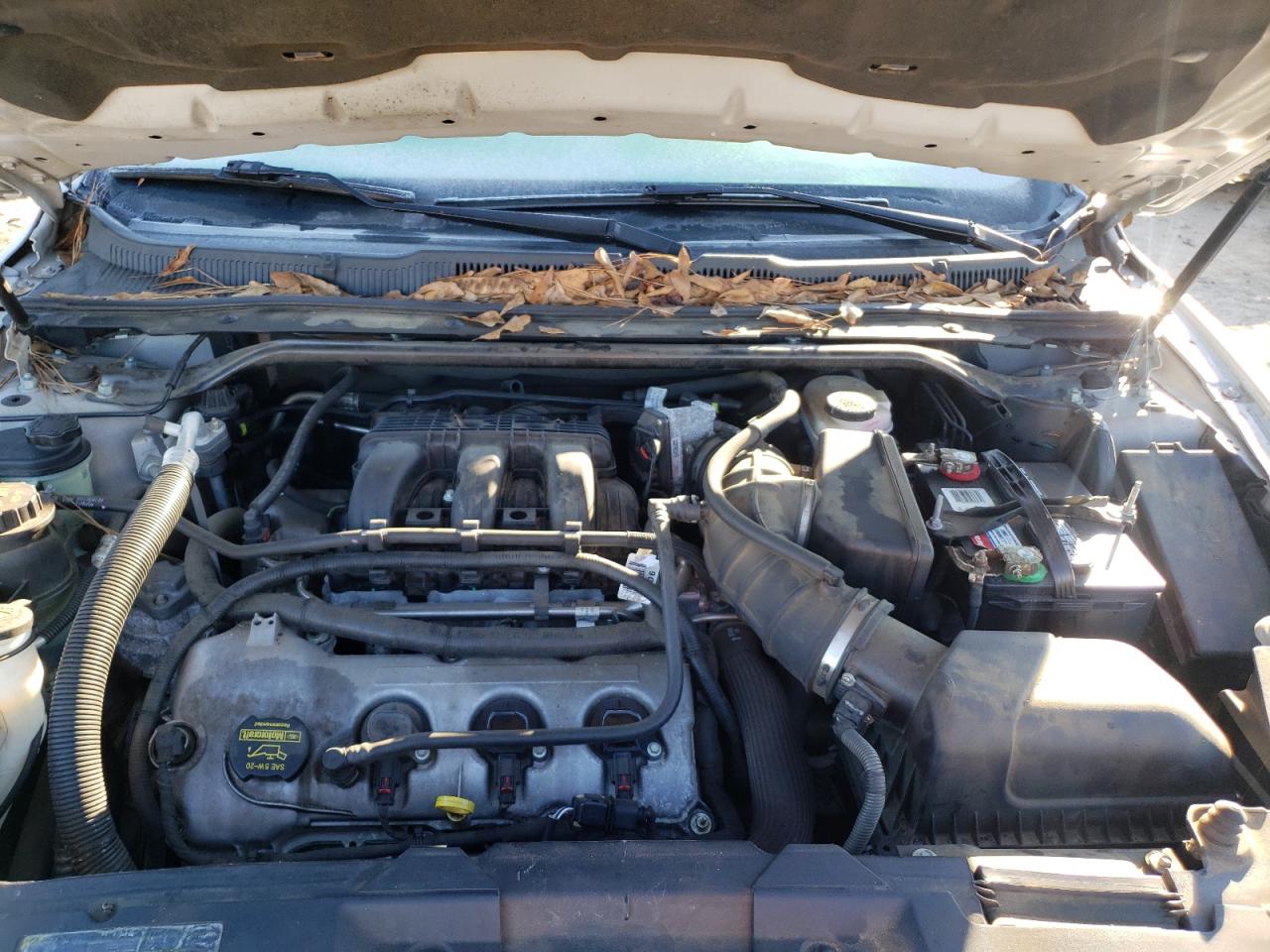 Photo 7 from auction – 2010 FORD TAURUS SEL with VIN 1FAHP2EW2AG170799