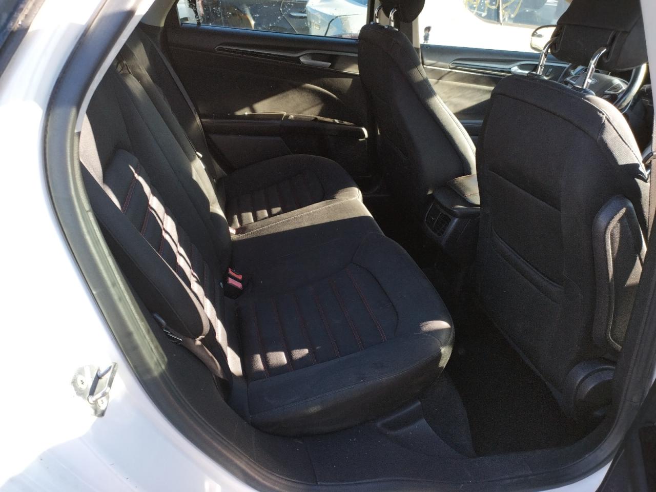 Photo 6 from auction – 2013 FORD FUSION SE with VIN 3FA6P0H93DR133176