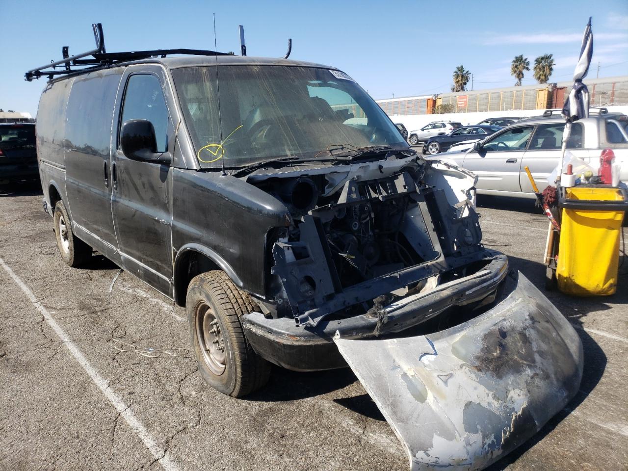 CHEVROLET EXPRESS G3 2003 with VIN 1GCHG35U431179315 - Photo from auction