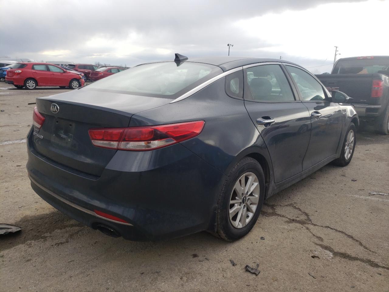 Photo 4 from auction – 2016 KIA OPTIMA LX with VIN KNAGT4L38G5079592
