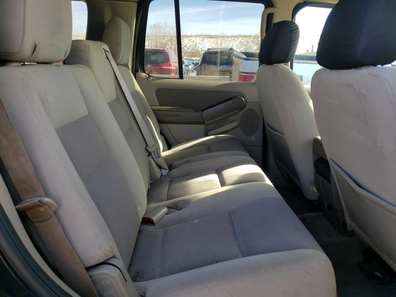 Photo 6 from auction – 2007 FORD EXPLORER X with VIN 1FMEU63E67UB41402