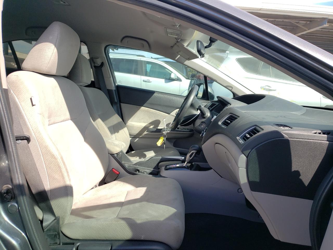 Photo 5 from auction – 2013 HONDA CIVIC HF with VIN 2HGFB2F63DH560397