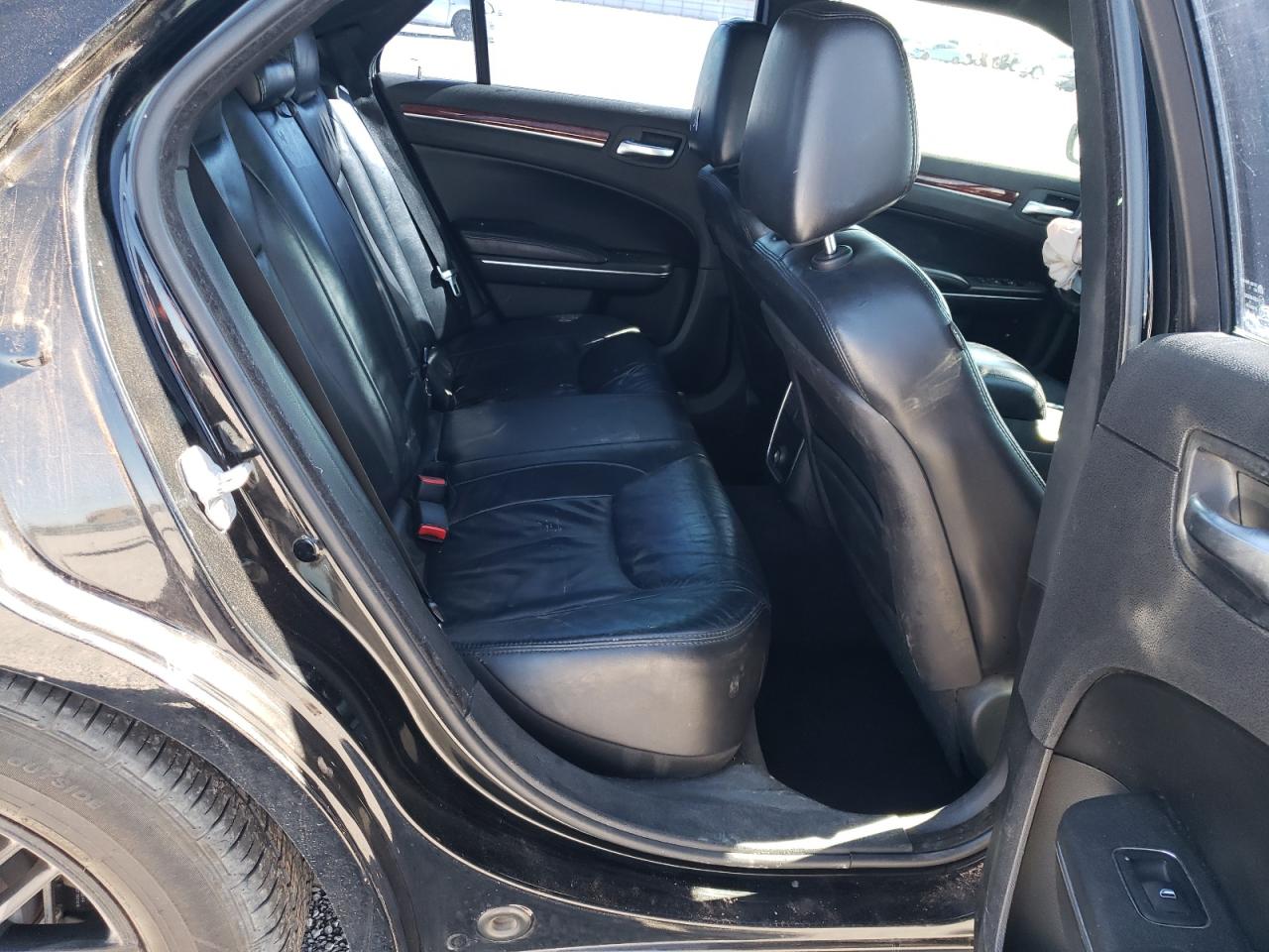 Photo 6 from auction – 2012 CHRYSLER 300 LIMITE with VIN 2C3CCACG3CH166598