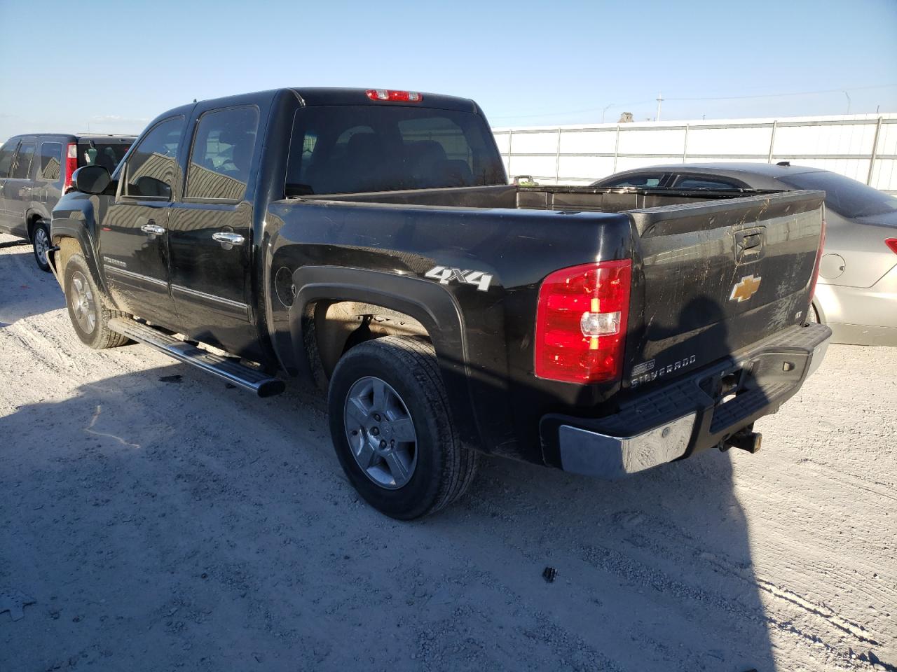 Photo 3 from auction – 2013 CHEVROLET SILVERADO with VIN 3GCPKSE75DG272233