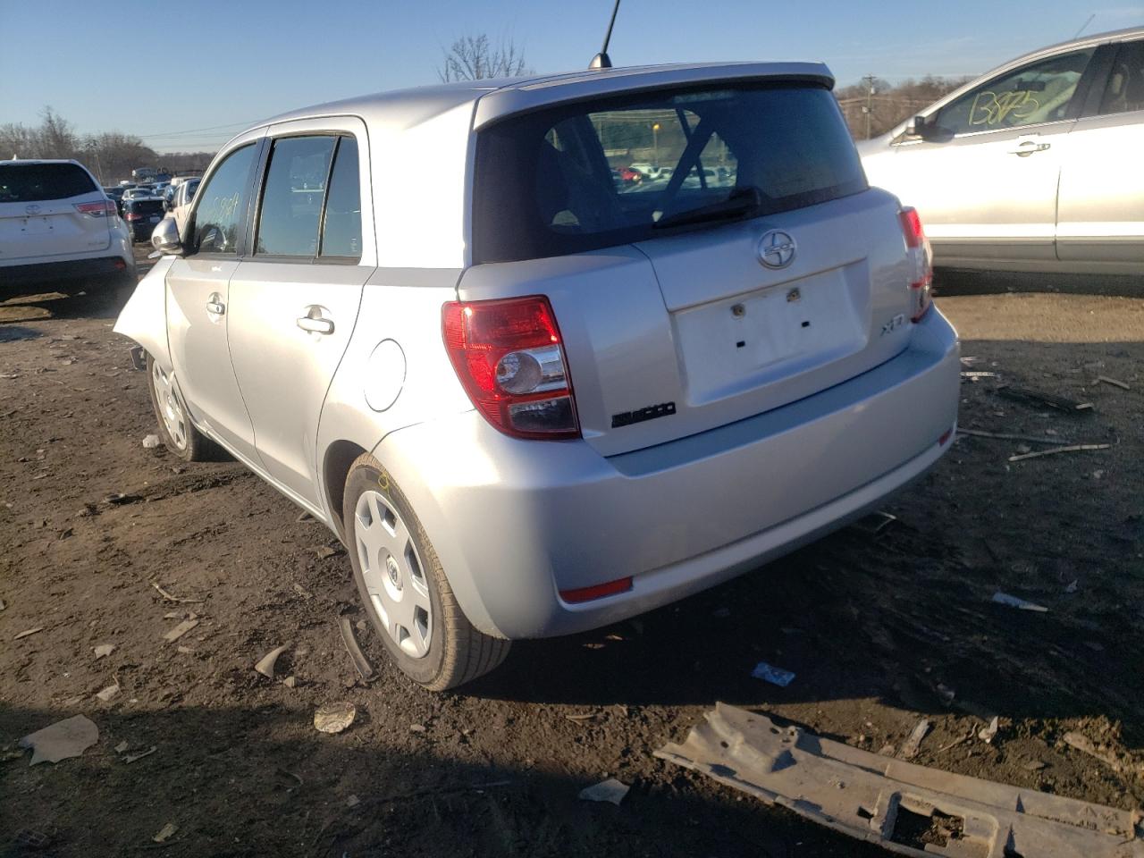 Photo 3 from auction – 2010 TOYOTA SCION XD with VIN JTKKU4B42AJ051492