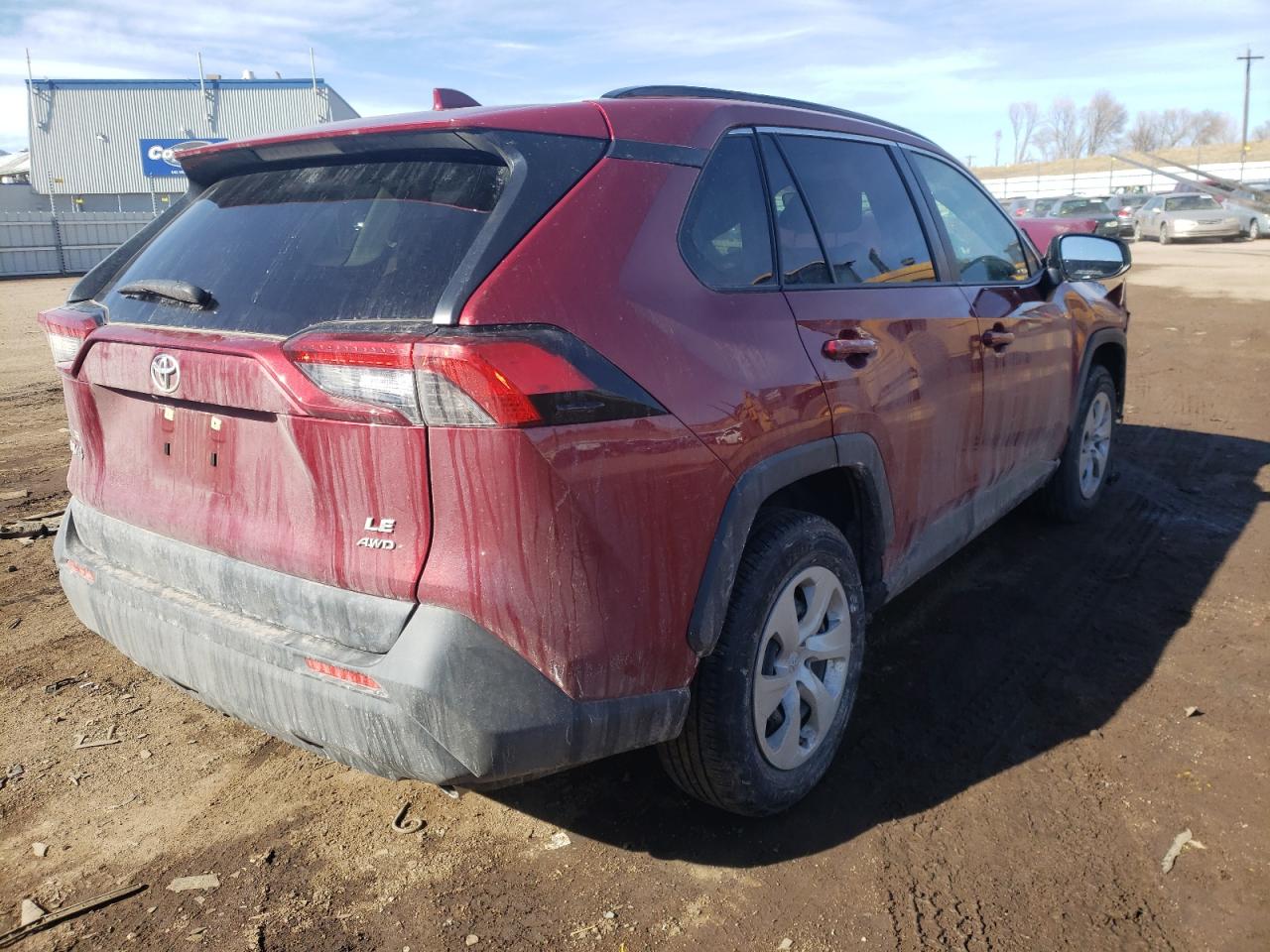 Photo 4 from auction – 2021 TOYOTA RAV4 LE with VIN JTMF1RFV7MD072486
