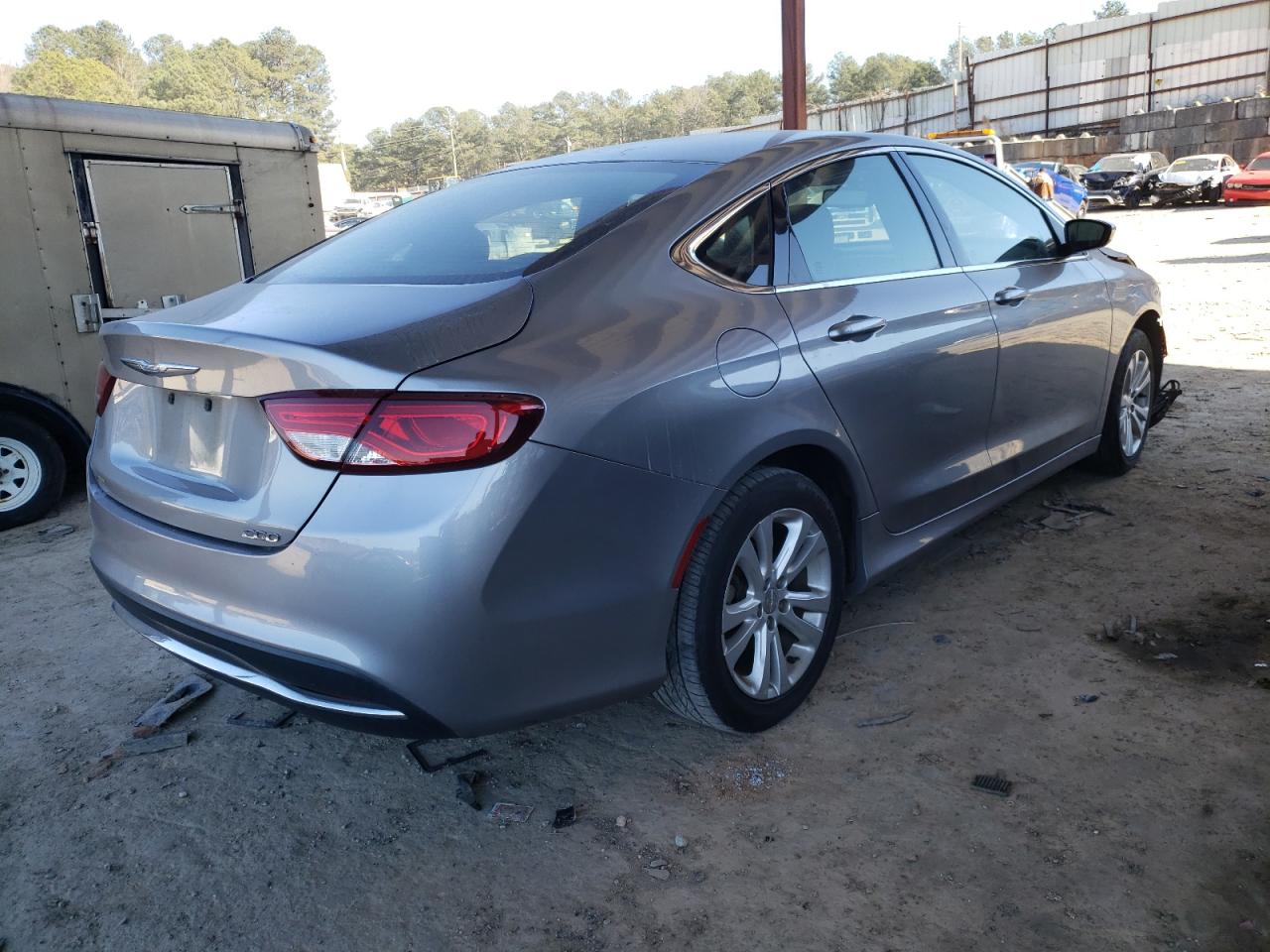 Photo 4 from auction – 2015 CHRYSLER 200 LIMITE with VIN 1C3CCCAB7FN741719