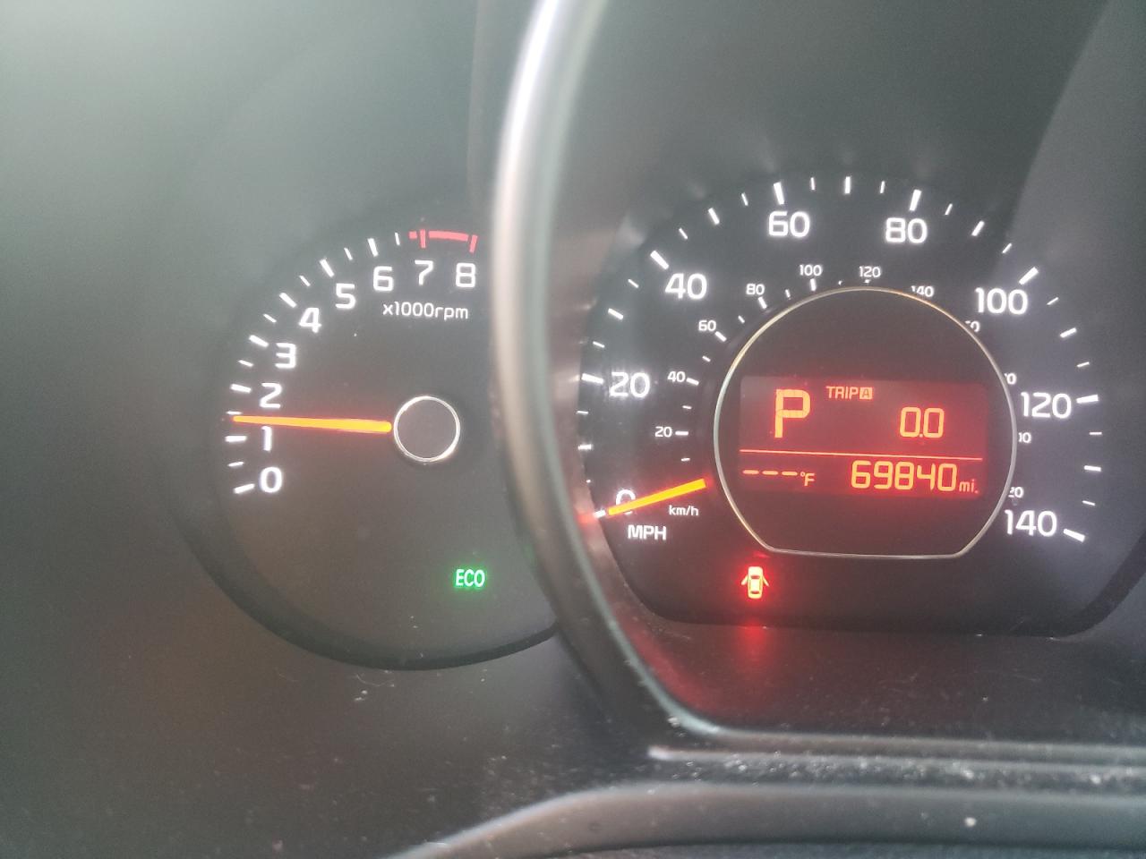 Photo 8 from auction – 2014 KIA SOUL with VIN KNDJN2A22E7107440