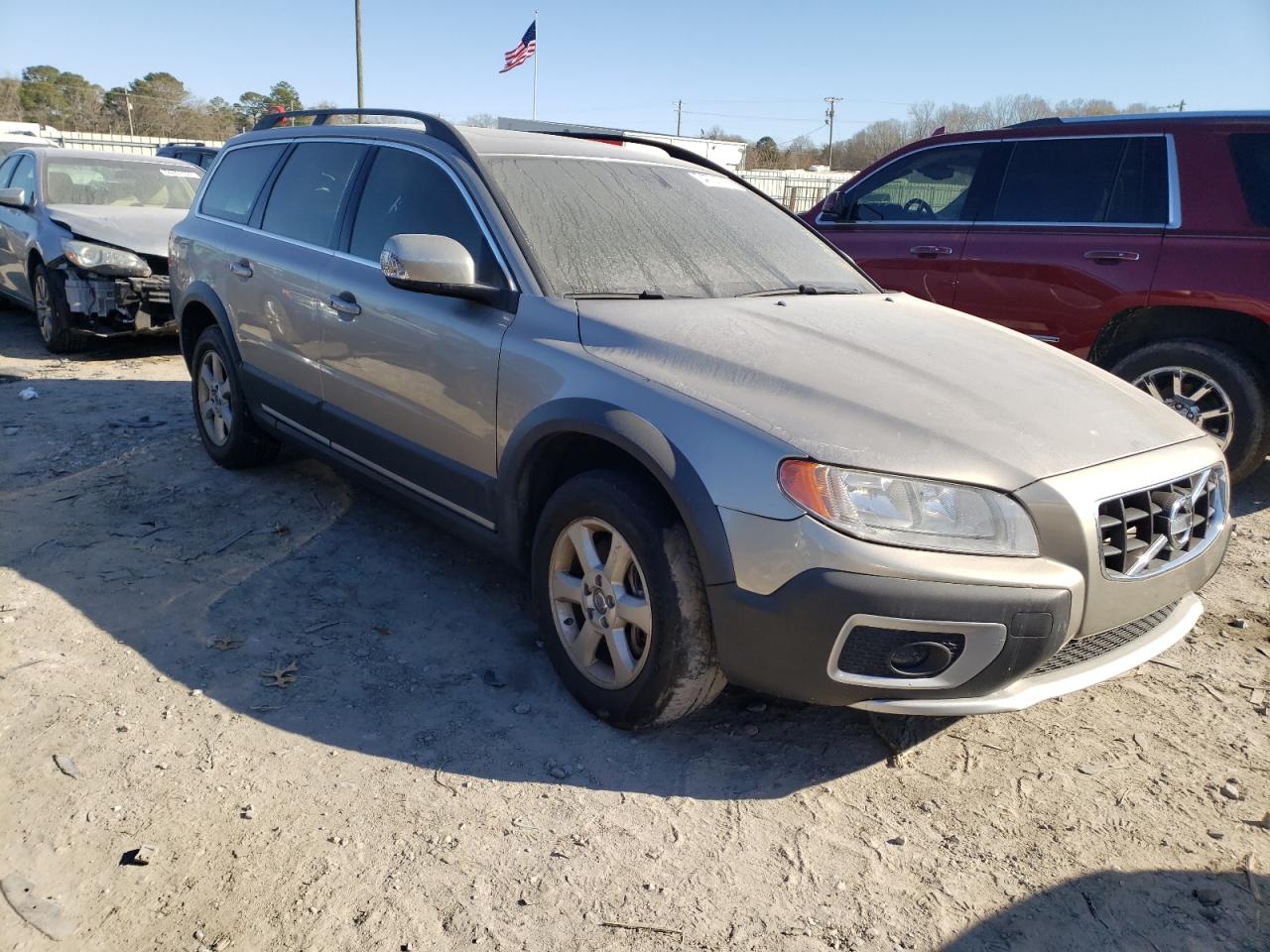 VOLVO XC70 3.2 2011 with VIN YV4952BL9B1096779 - Photo from auction