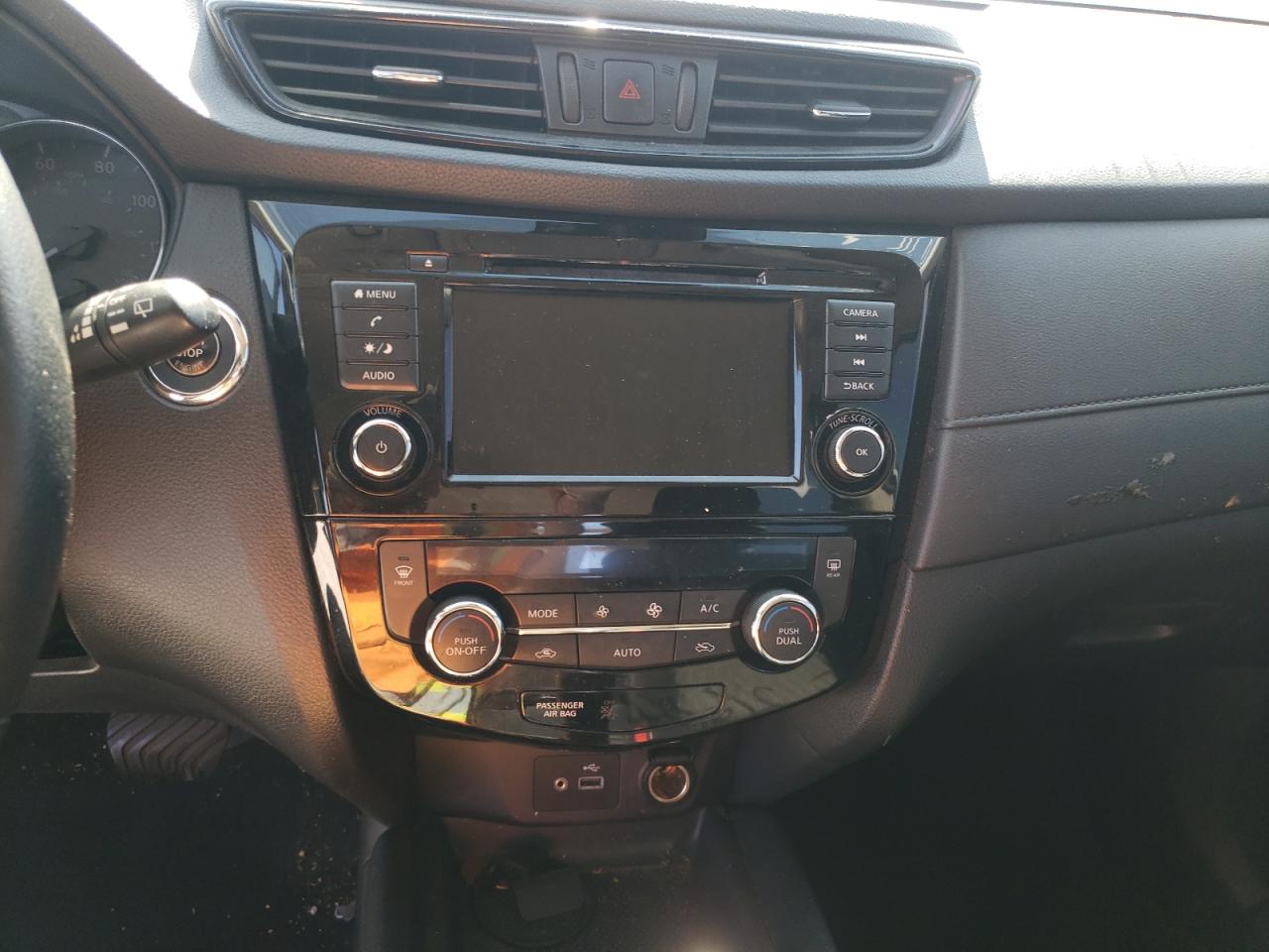 Photo 9 from auction – 2019 NISSAN ROGUE S with VIN KNMAT2MT2KP536793
