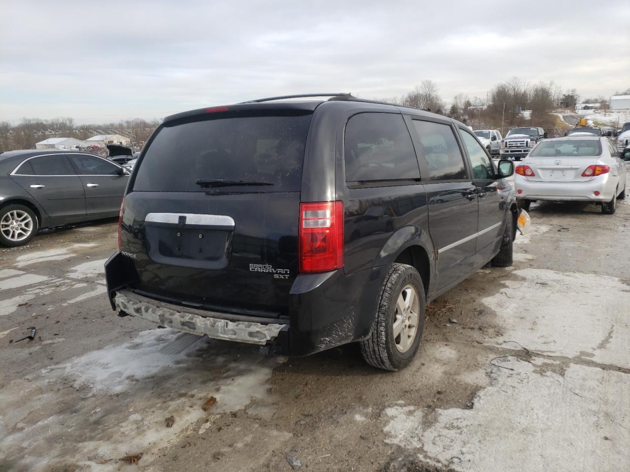 Photo 4 from auction – 2010 DODGE GRAND CARA with VIN 2D4RN5D13AR231879