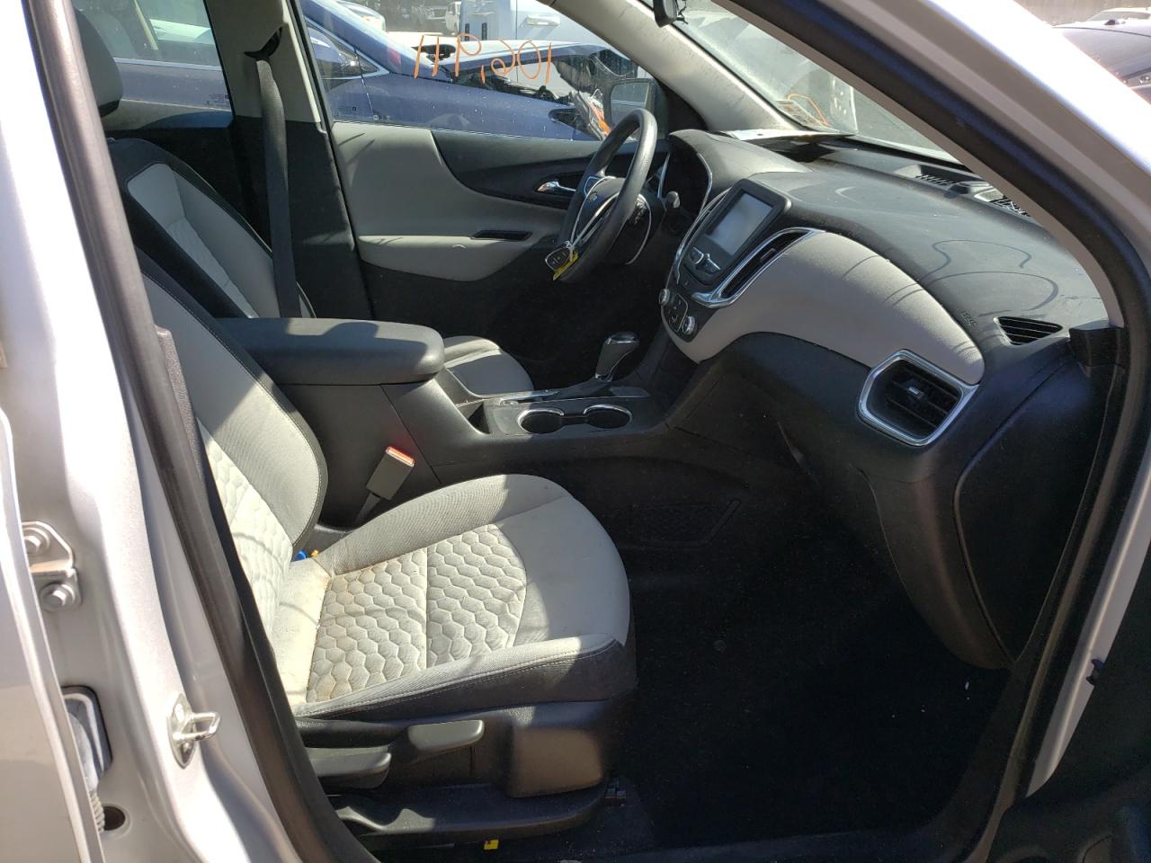 Photo 5 from auction – 2018 CHEVROLET EQUINOX LS with VIN 2GNAXHEV8J6292550