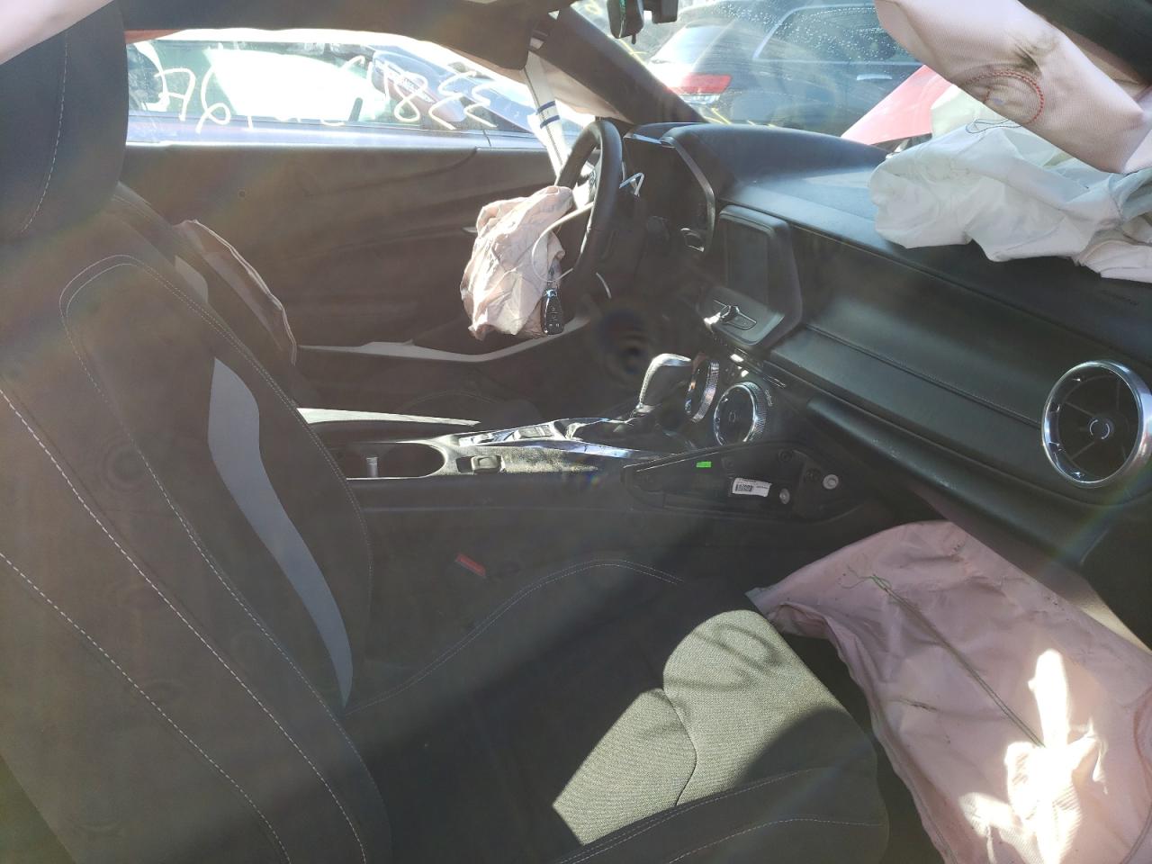 Photo 5 from auction – 2016 CHEVROLET CAMARO LT with VIN 1G1FB1RX7G0165850