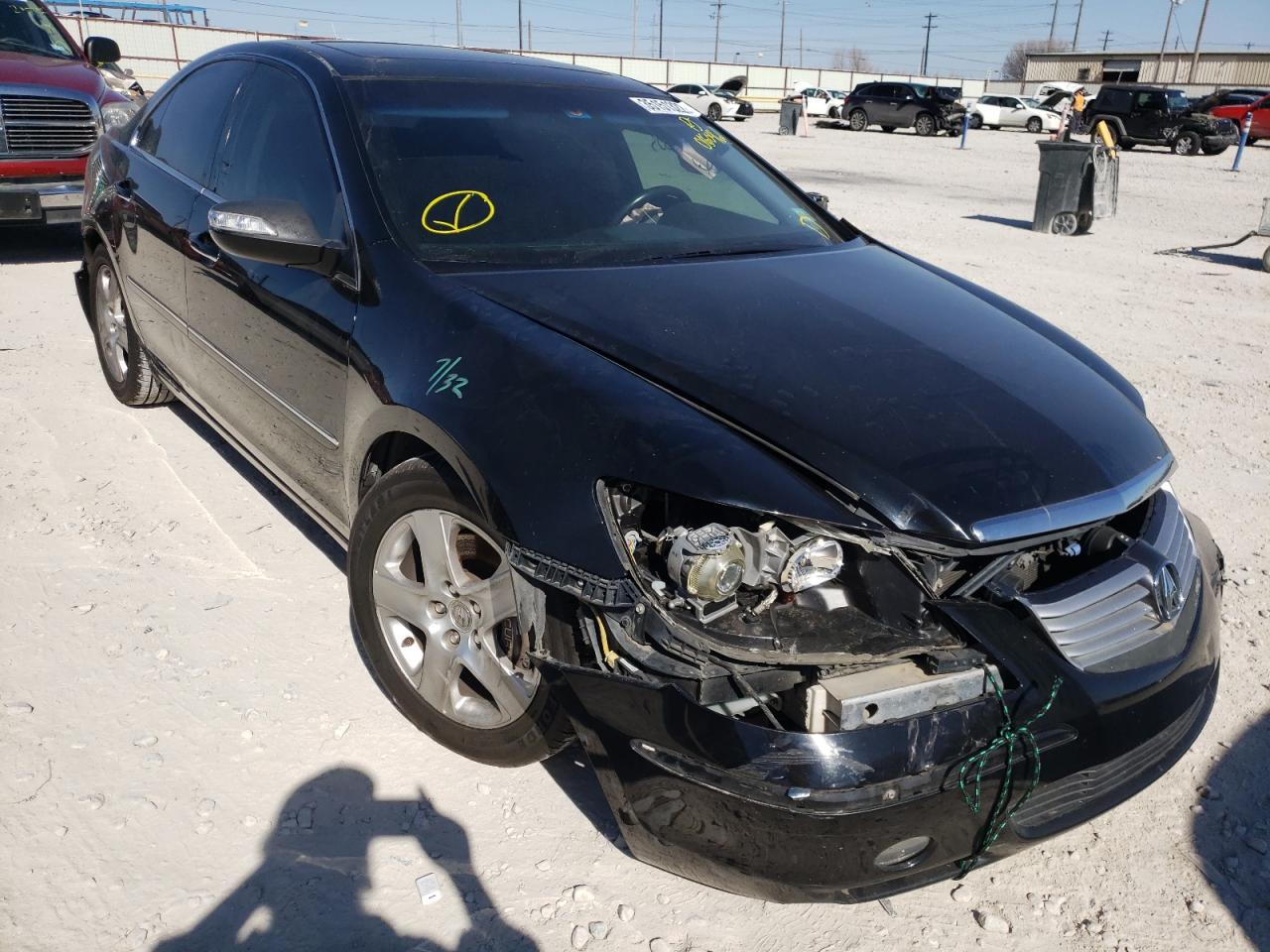 ACURA RL 2008 with VIN JH4KB16678C005046 - Photo from auction