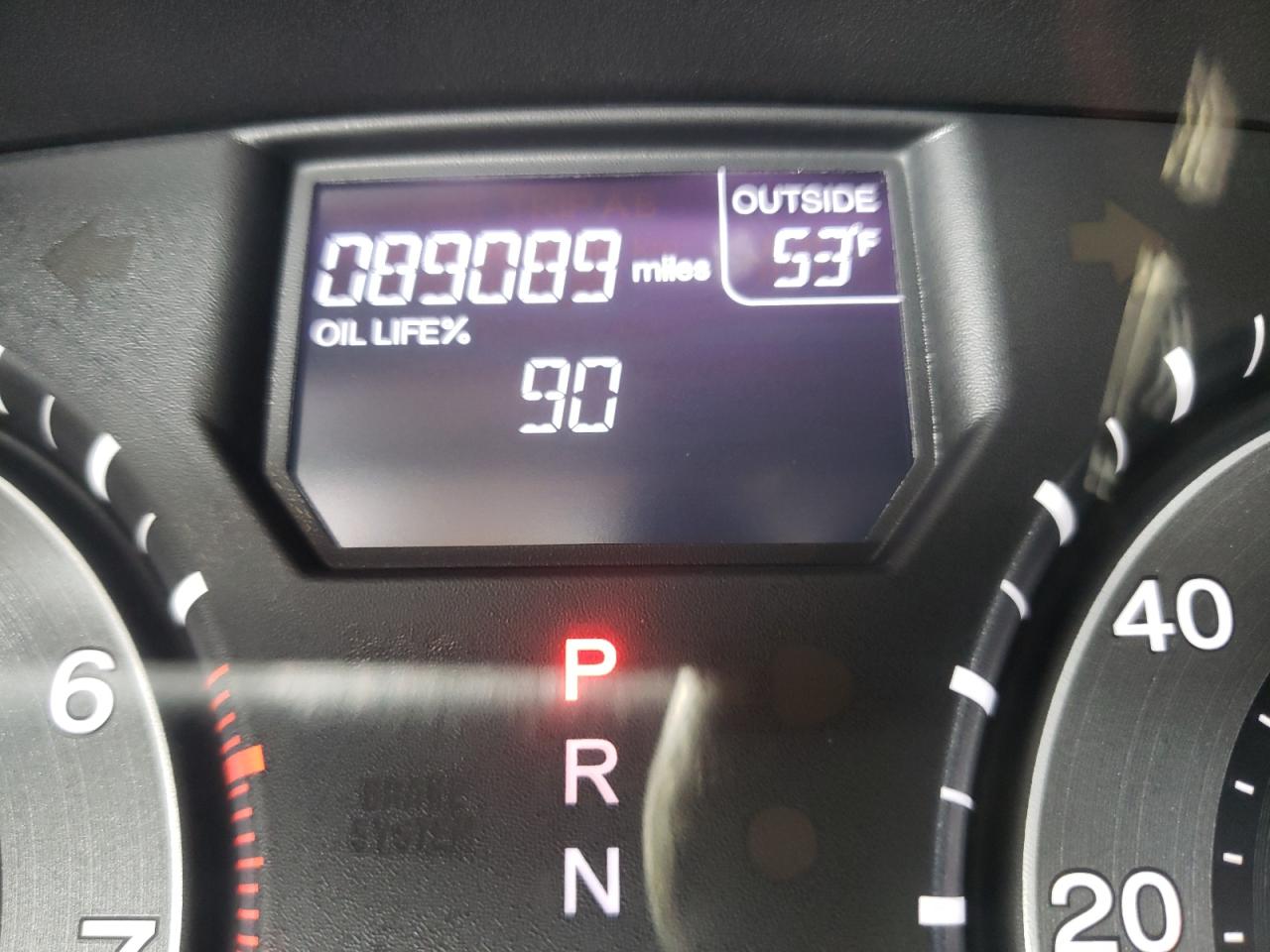 Photo 8 from auction – 2015 HONDA ODYSSEY EX with VIN 5FNRL5H67FB044186