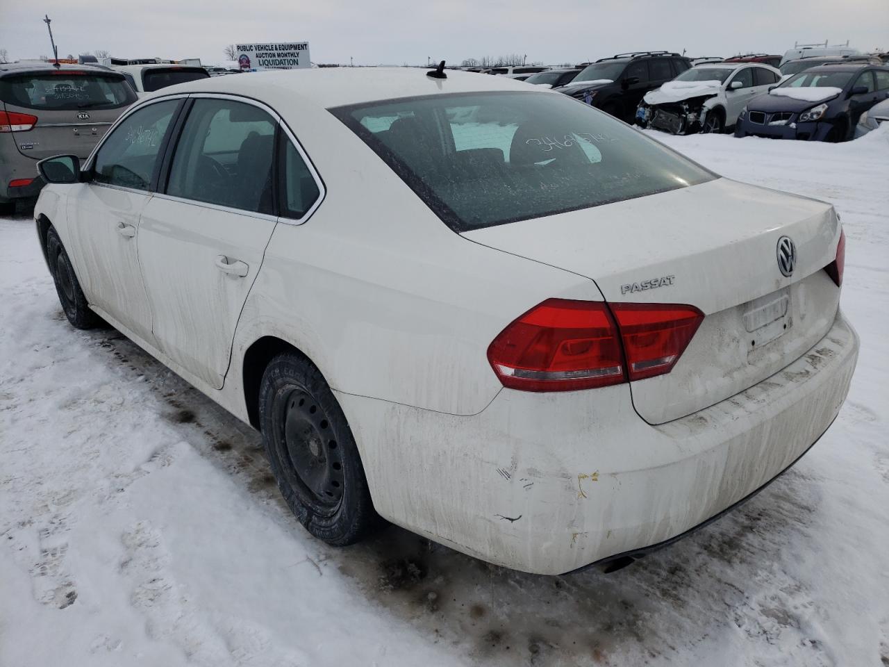 Photo 3 from auction – 2014 VOLKSWAGEN PASSAT S with VIN 1VWAS7A31EC110624