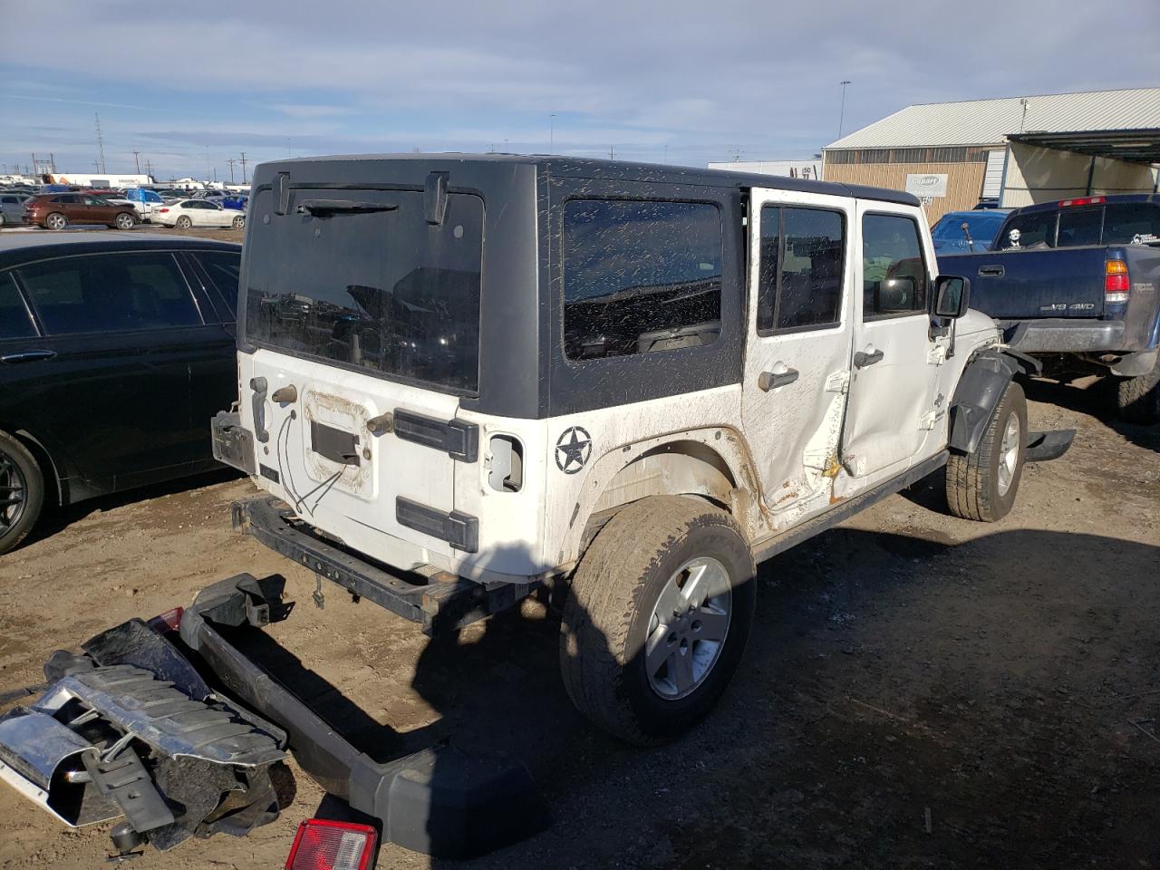 Photo 4 from auction – 2014 JEEP WRANGLER U with VIN 1C4BJWDG1EL183558
