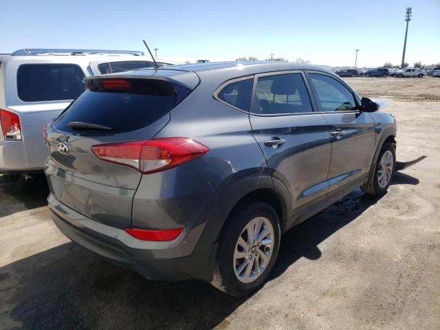 Photo 4 from auction – 2017 HYUNDAI TUCSON SE with VIN KM8J23A42HU565139