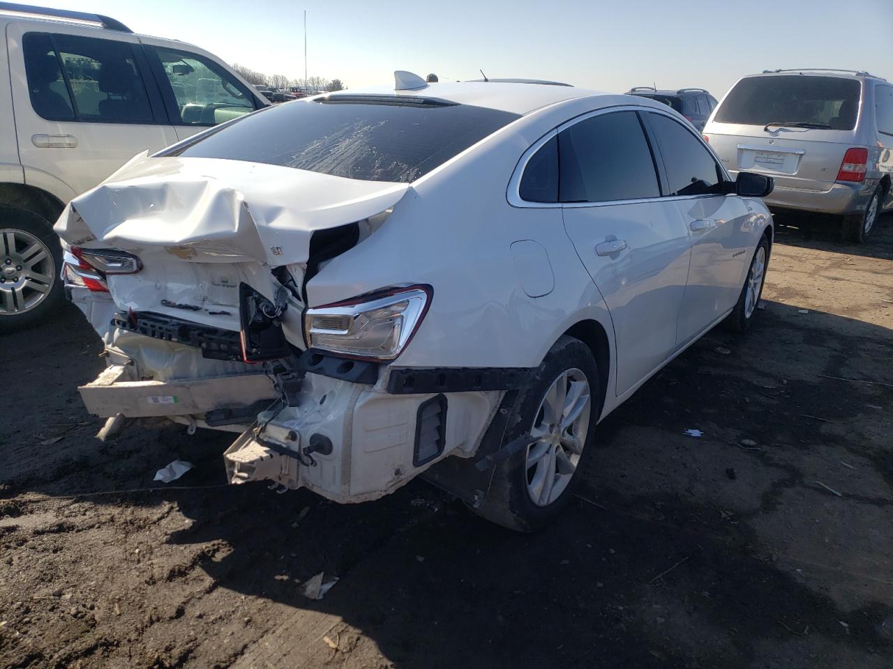 Photo 4 from auction – 2018 CHEVROLET MALIBU LT with VIN 1G1ZD5ST1JF278946