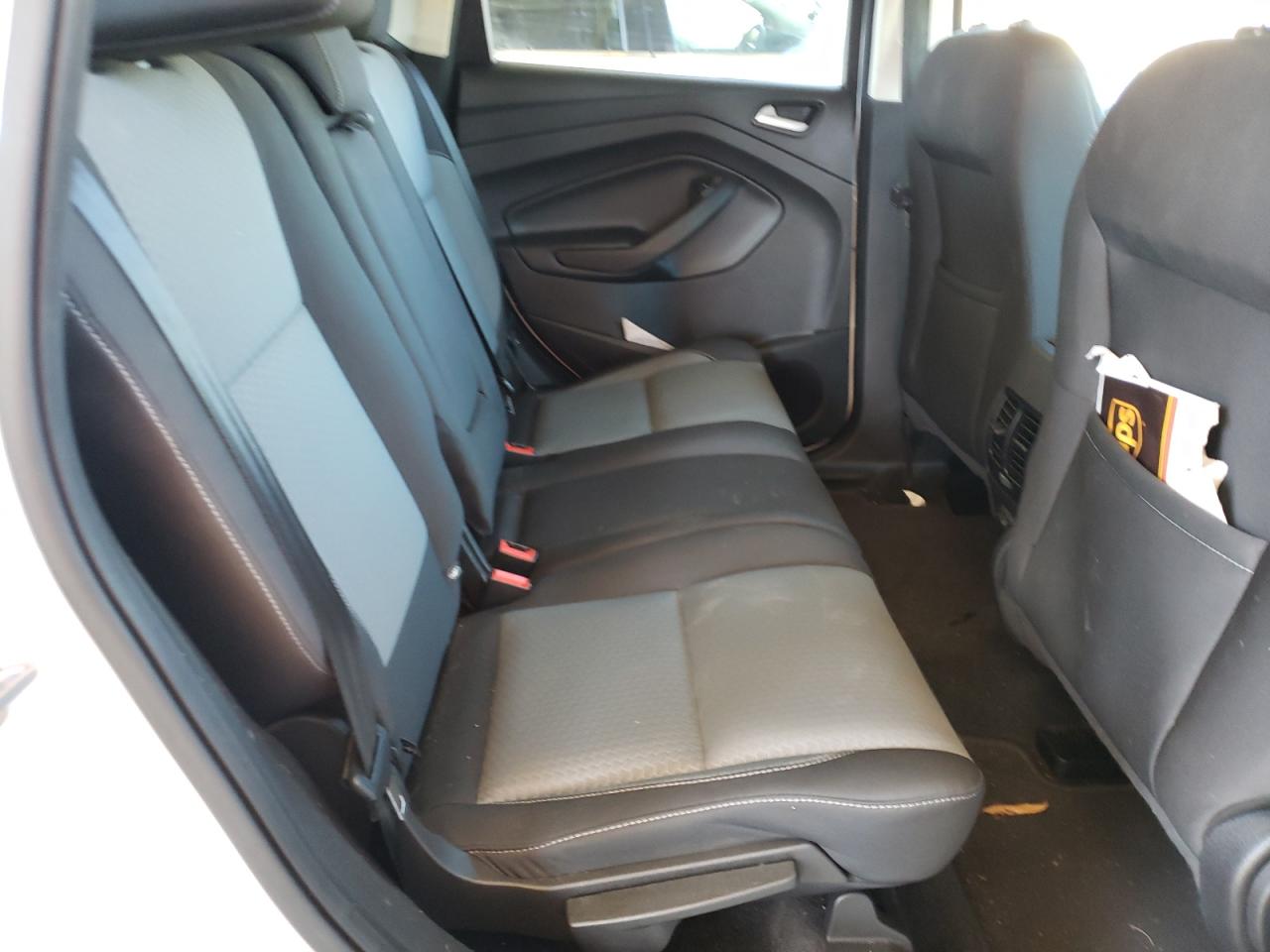 Photo 6 from auction – 2018 FORD ESCAPE SE with VIN 1FMCU0GD3JUB46196
