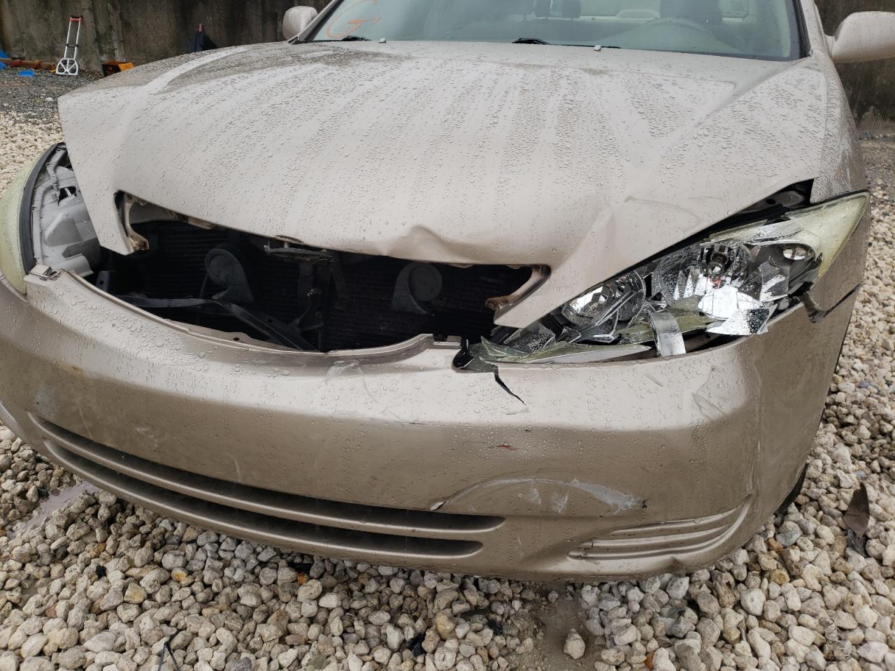 Photo 9 from auction – 2003 TOYOTA CAMRY LE with VIN 4T1BE32K03U774266